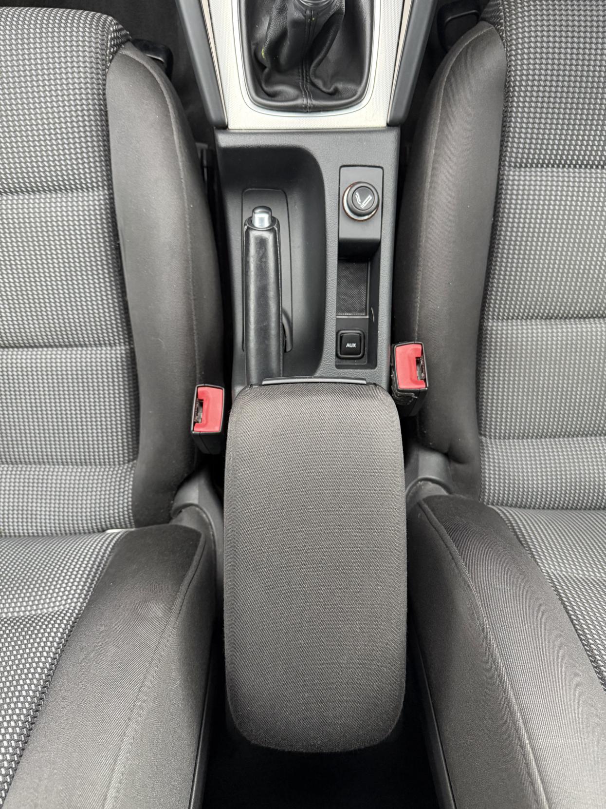 Audi A3 1.6 TDI Sport Sportback 5dr Diesel Manual Euro 5 (s/s) (105 ps)