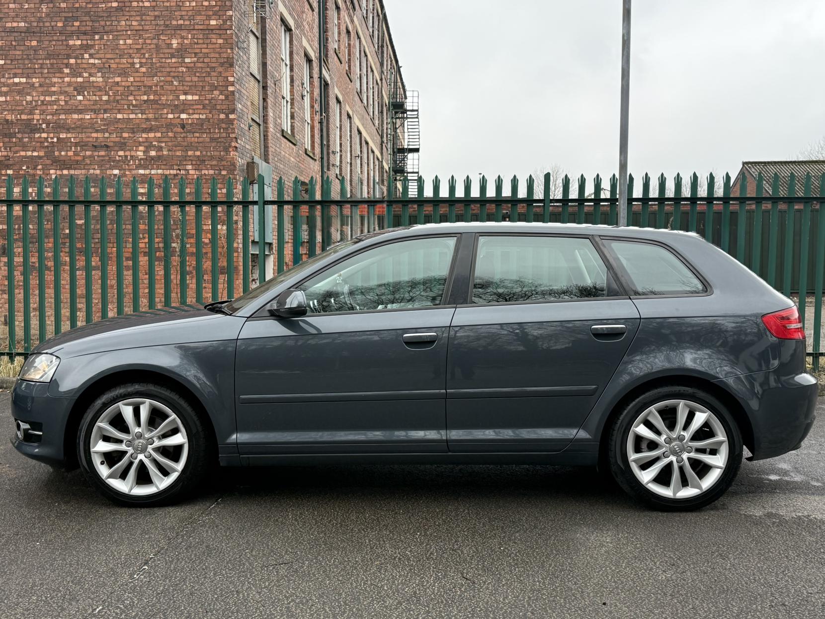 Audi A3 1.6 TDI Sport Sportback 5dr Diesel Manual Euro 5 (s/s) (105 ps)