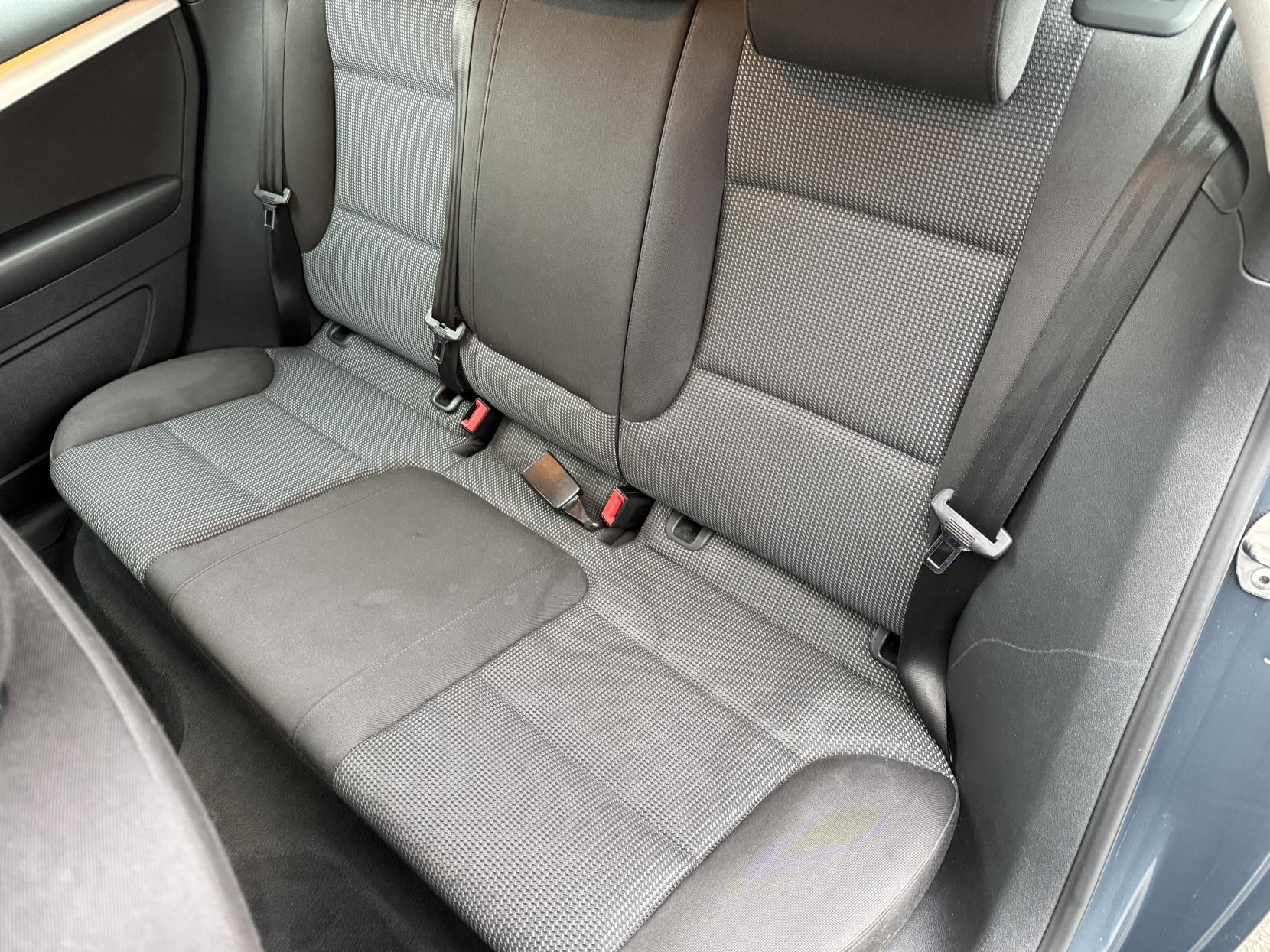 Audi A3 1.6 TDI Sport Sportback 5dr Diesel Manual Euro 5 (s/s) (105 ps)