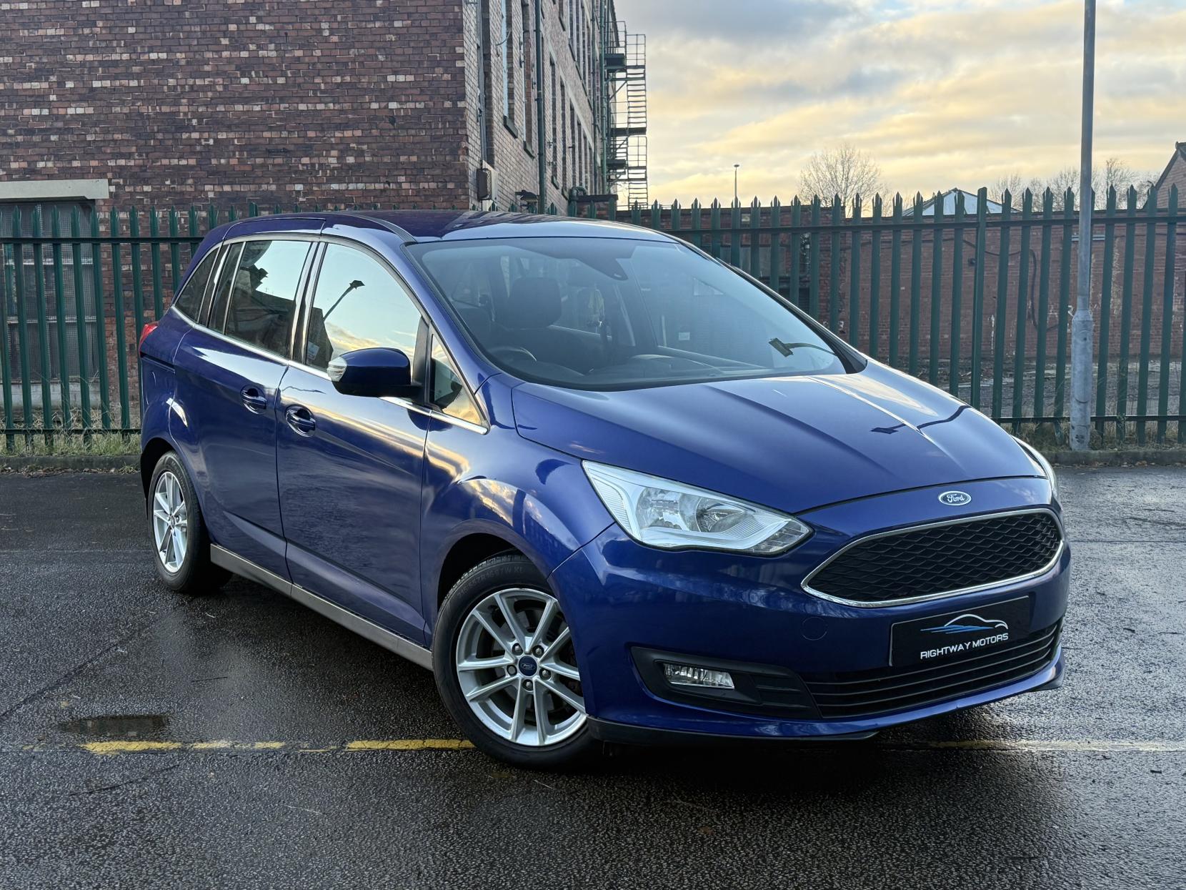 Ford Grand C-Max 1.5 TDCi Zetec MPV 5dr Diesel Powershift Euro 6 (s/s) (120 ps)