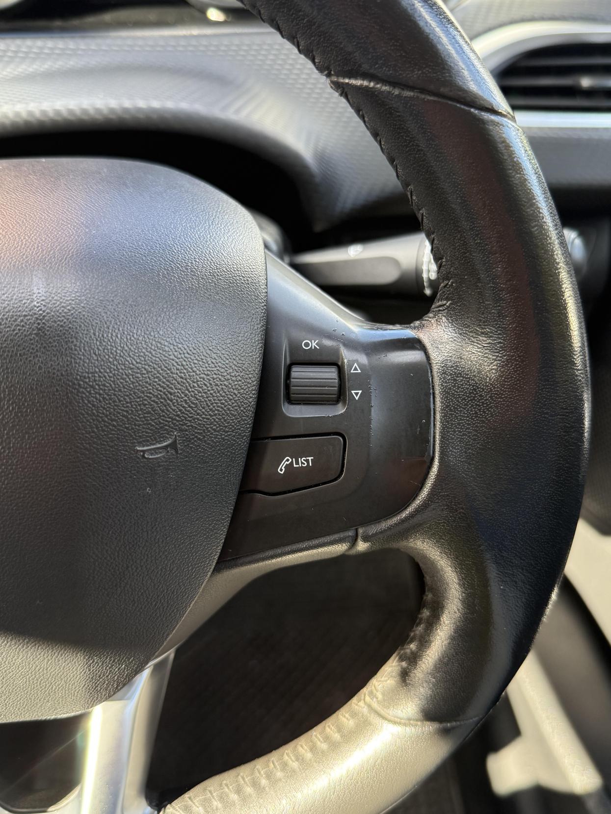 Peugeot 208 1.6 BlueHDi Active Hatchback 5dr Diesel Manual Euro 6 (75 ps)