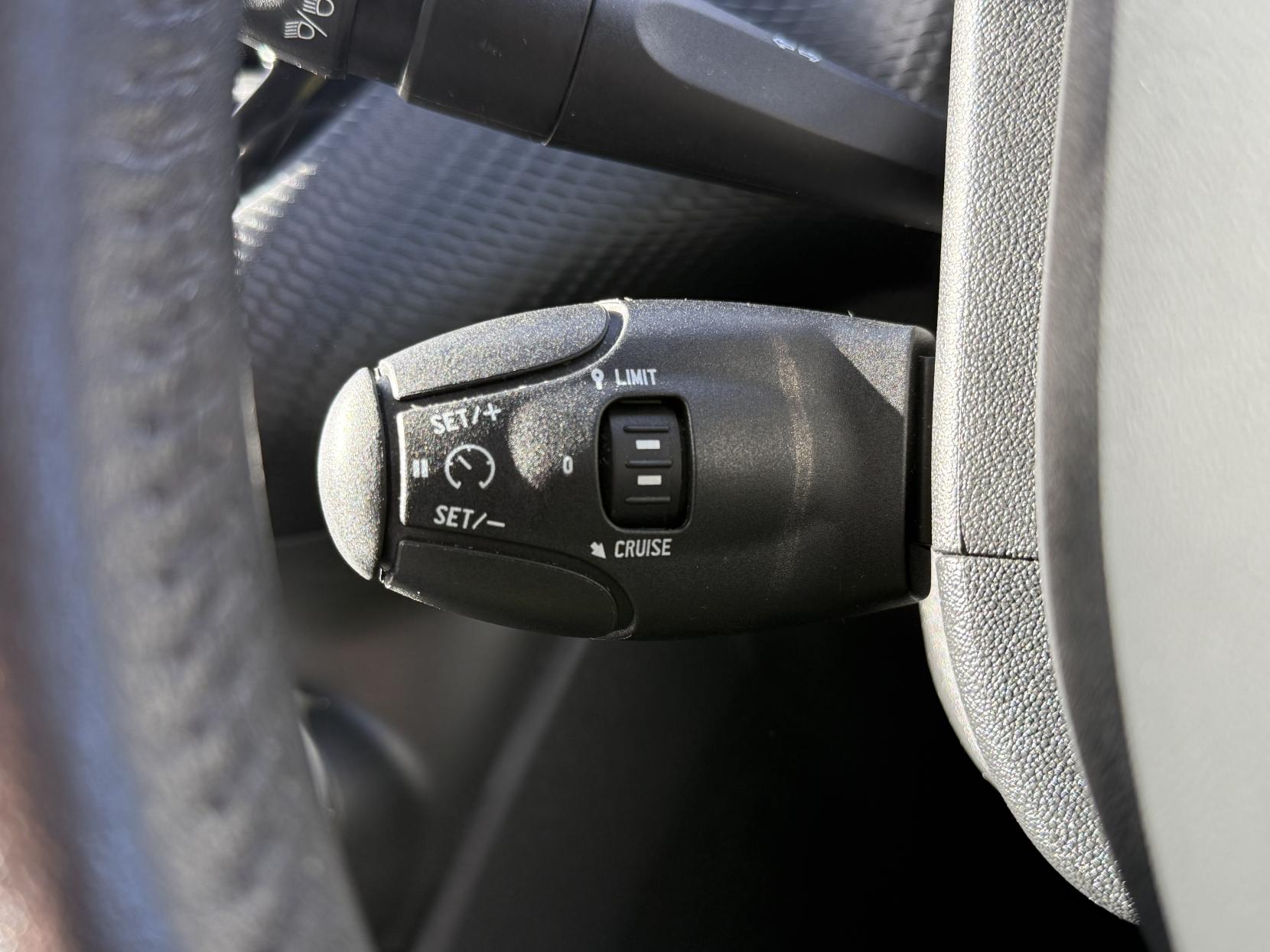 Peugeot 208 1.6 BlueHDi Active Hatchback 5dr Diesel Manual Euro 6 (75 ps)