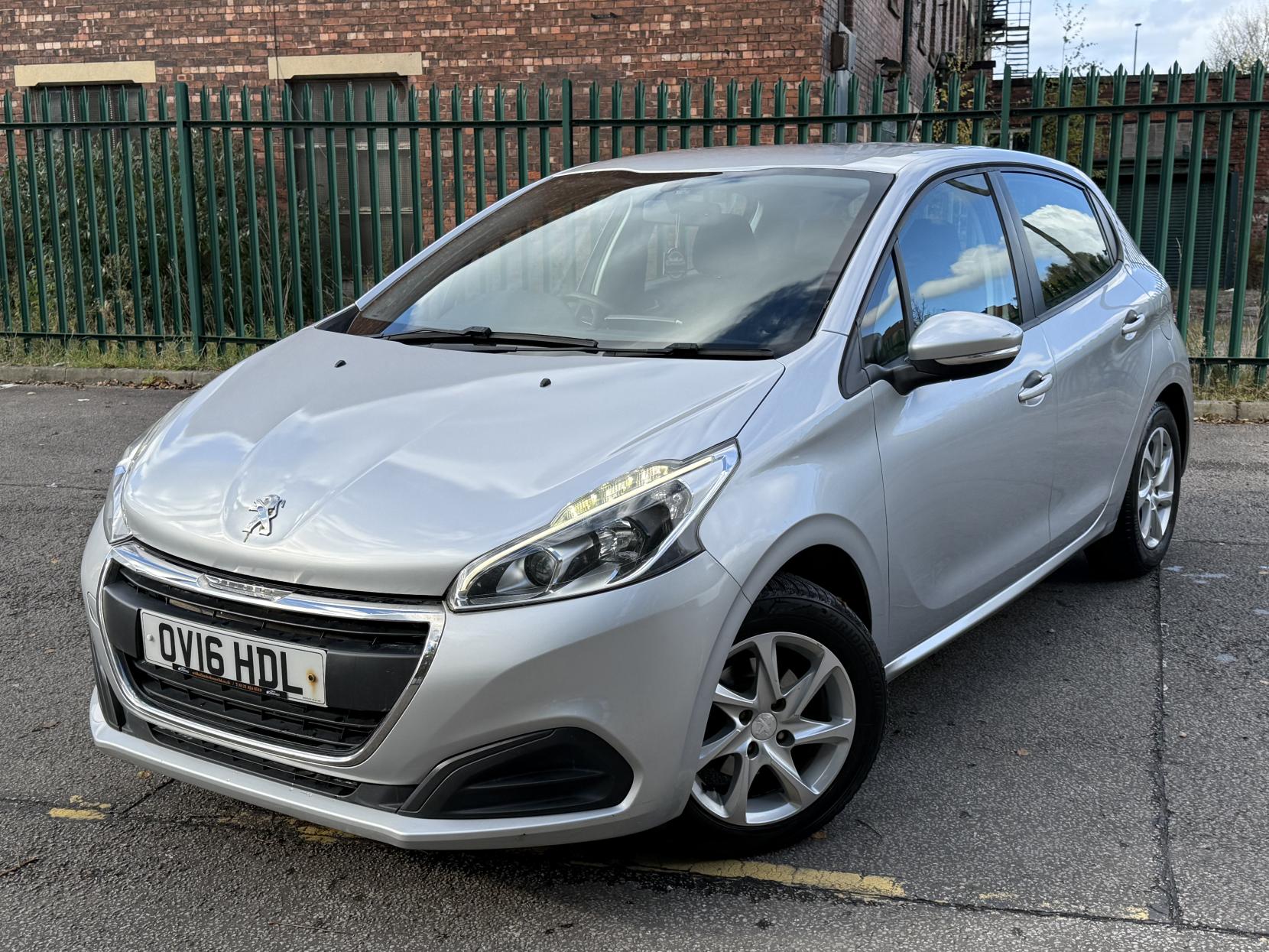Peugeot 208 1.6 BlueHDi Active Hatchback 5dr Diesel Manual Euro 6 (75 ps)