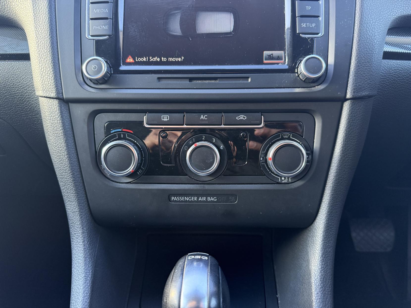 Volkswagen Golf 1.6 TDI Match Hatchback 5dr Diesel DSG Euro 5 (105 ps)