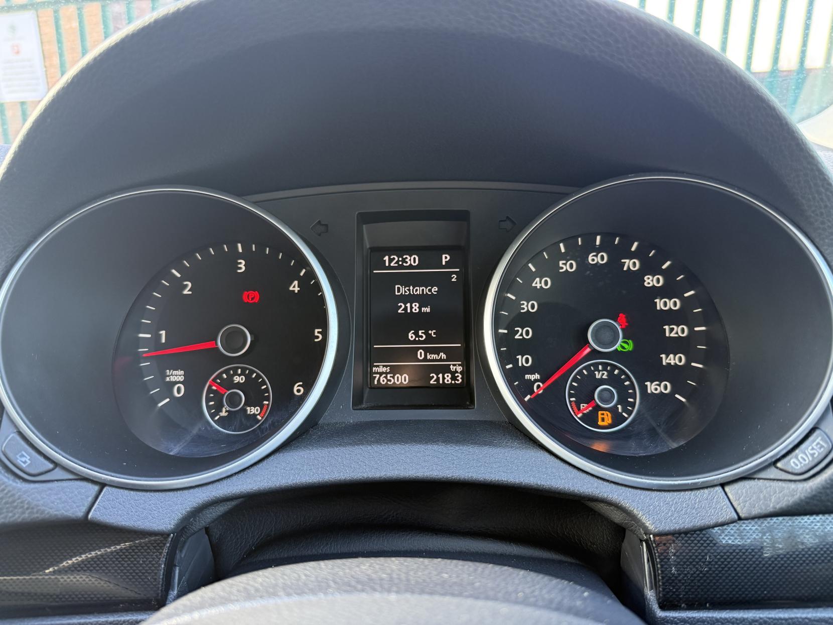 Volkswagen Golf 1.6 TDI Match Hatchback 5dr Diesel DSG Euro 5 (105 ps)