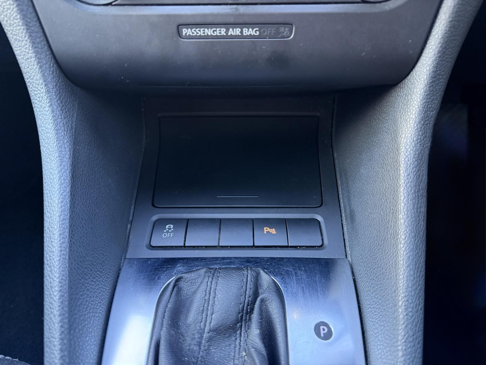 Volkswagen Golf 1.6 TDI Match Hatchback 5dr Diesel DSG Euro 5 (105 ps)