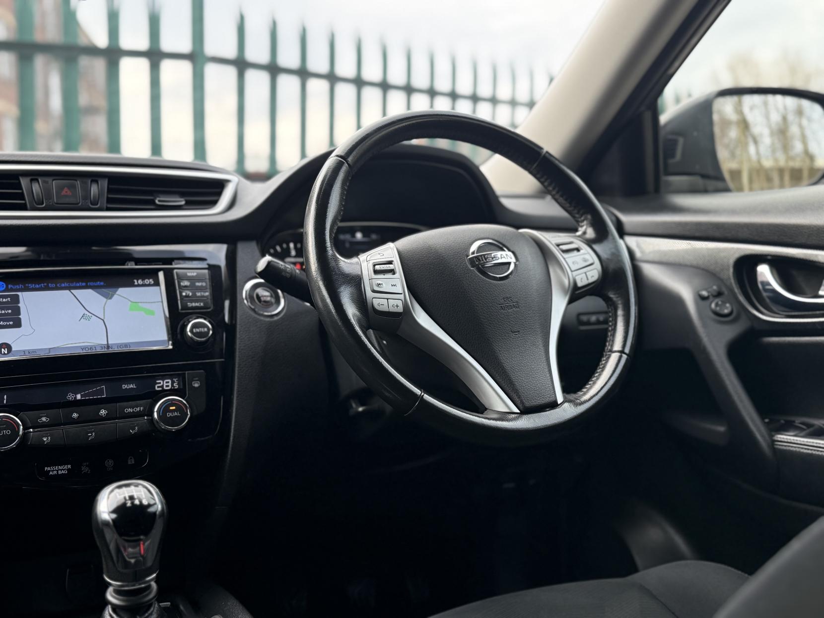 Nissan X-Trail 1.6 dCi N-Vision SUV 5dr Diesel Manual Euro 6 (s/s) (130 ps)