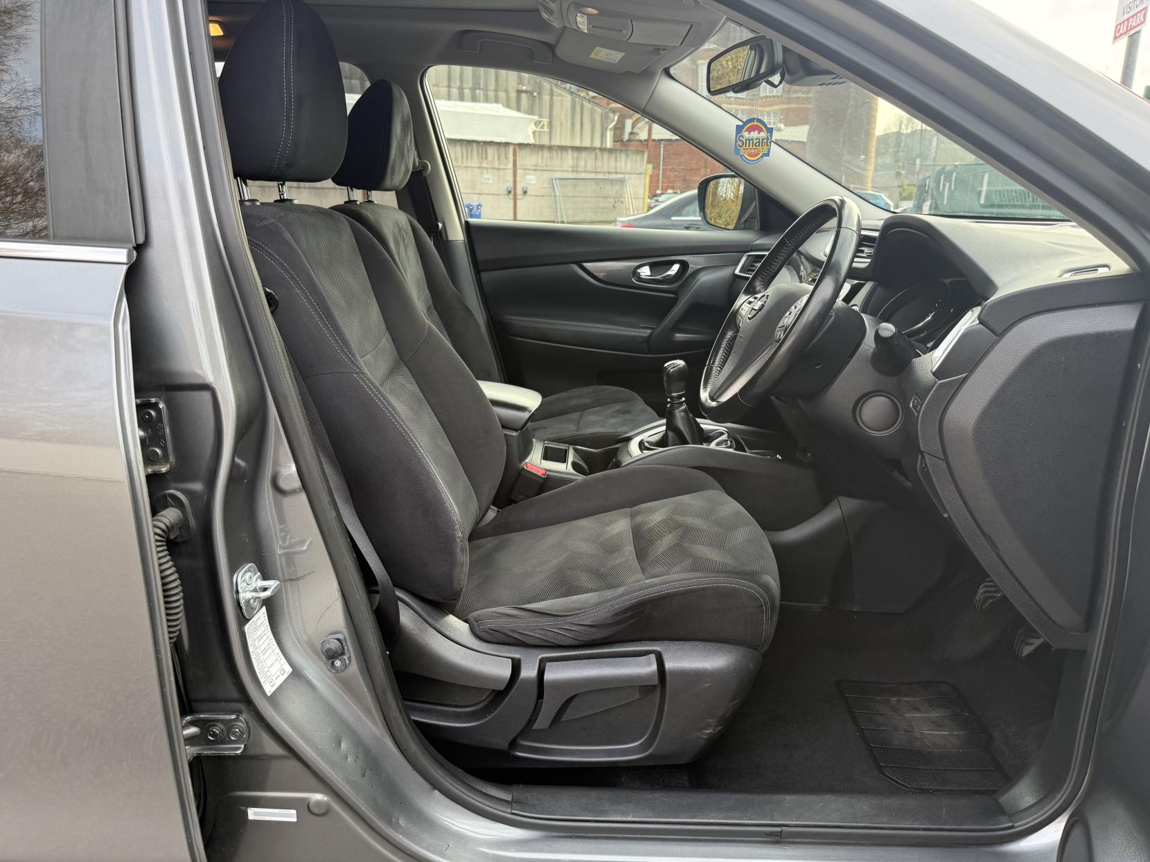 Nissan X-Trail 1.6 dCi N-Vision SUV 5dr Diesel Manual Euro 6 (s/s) (130 ps)