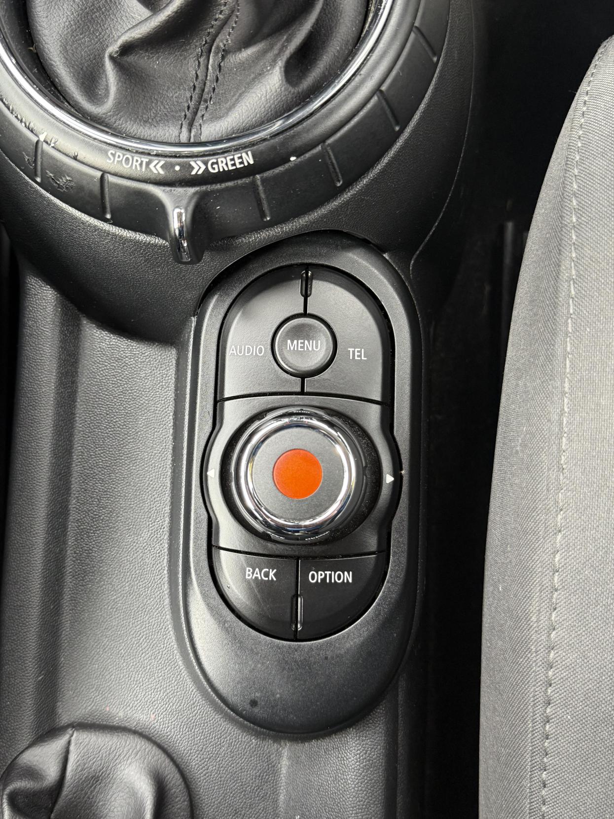 MINI Hatch 1.5 Cooper Hatchback 3dr Petrol Manual Euro 6 (s/s) (136 ps)