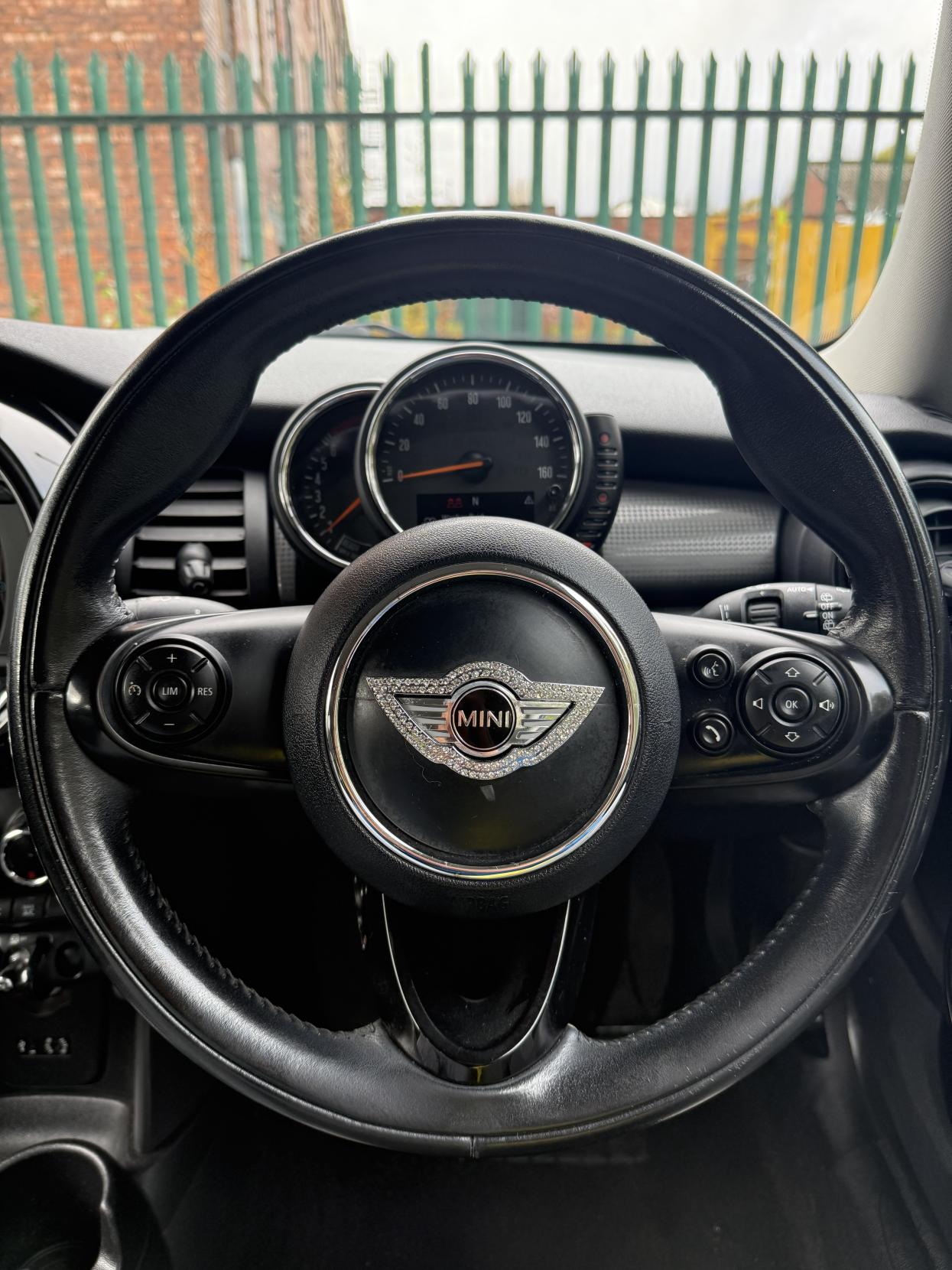 MINI Hatch 1.5 Cooper Hatchback 3dr Petrol Manual Euro 6 (s/s) (136 ps)