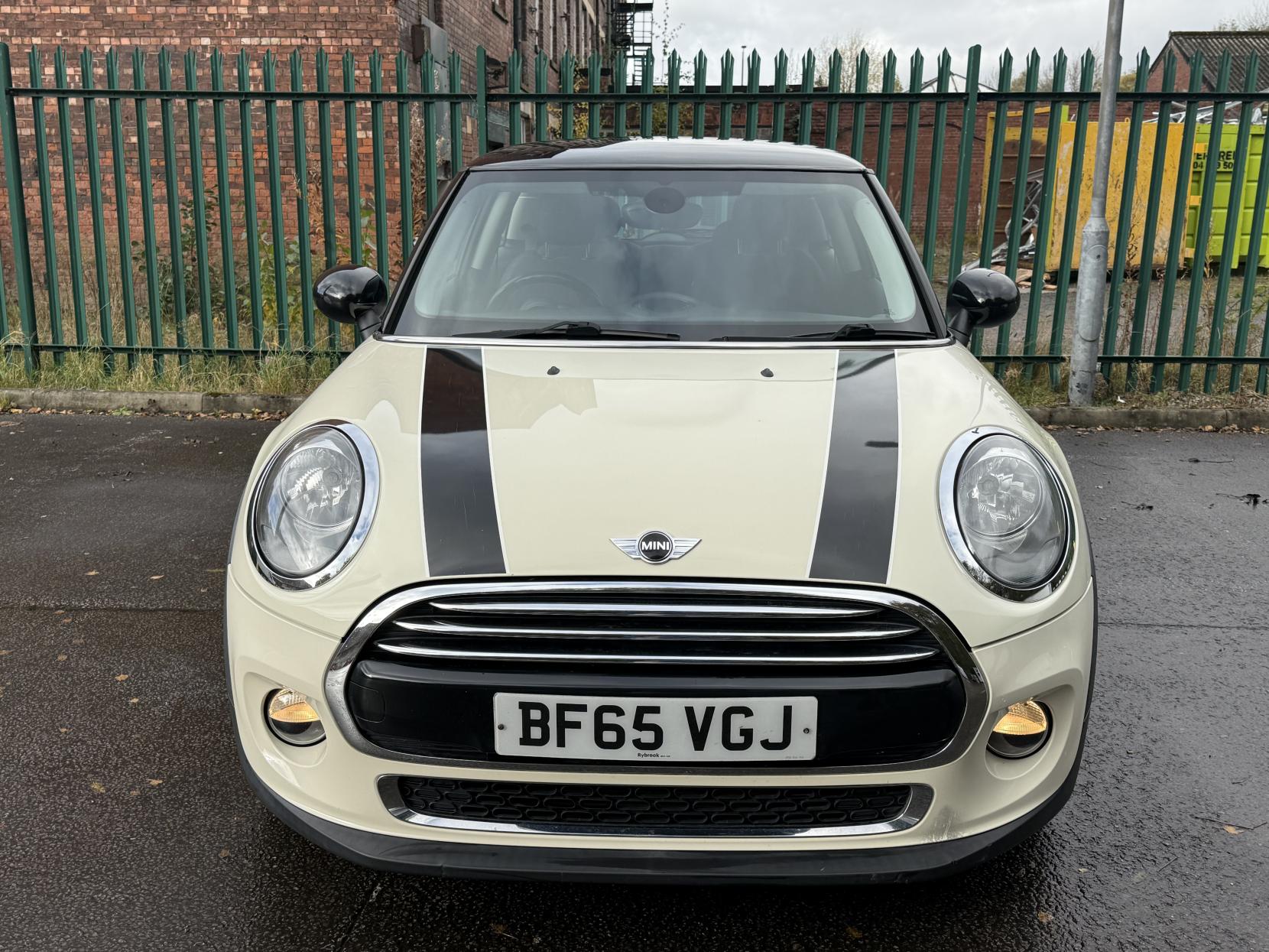 MINI Hatch 1.5 Cooper Hatchback 3dr Petrol Manual Euro 6 (s/s) (136 ps)