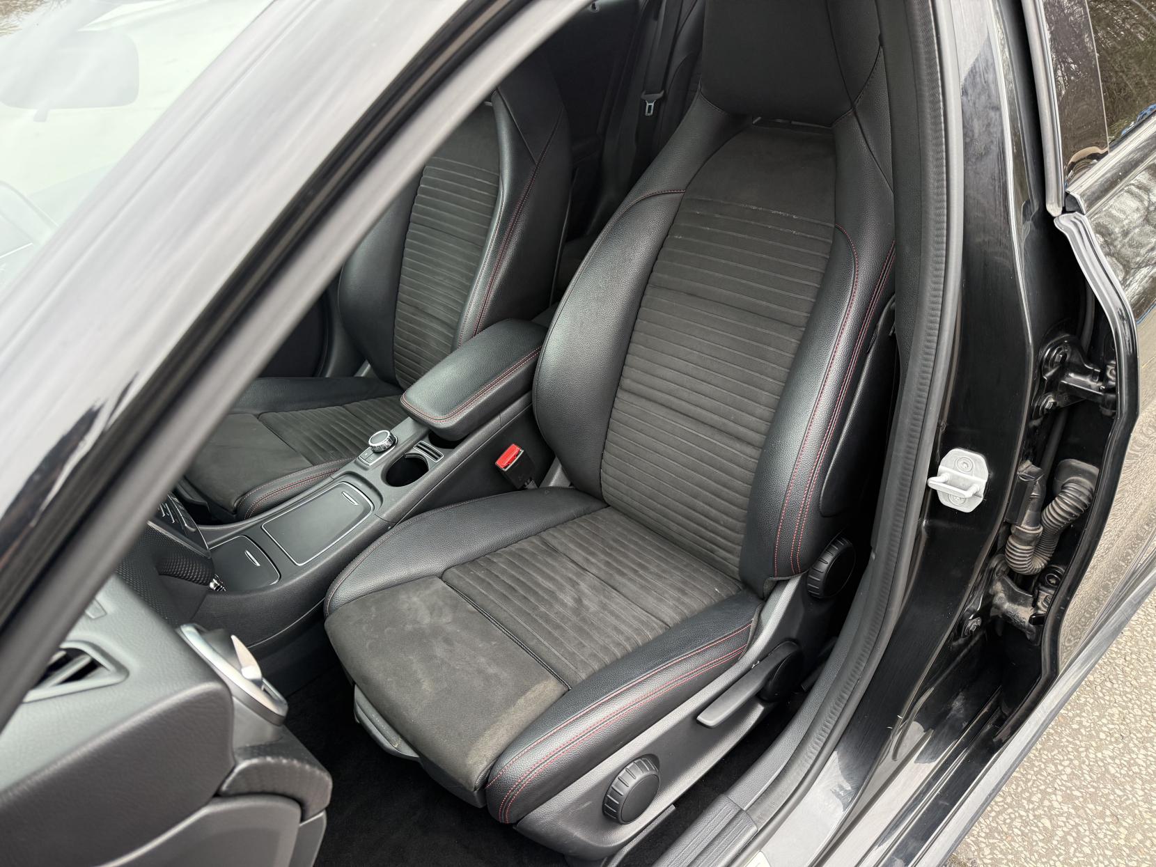 Mercedes-Benz A Class 1.6 A180 AMG Line Hatchback 5dr Petrol 7G-DCT Euro 6 (s/s) (122 ps)