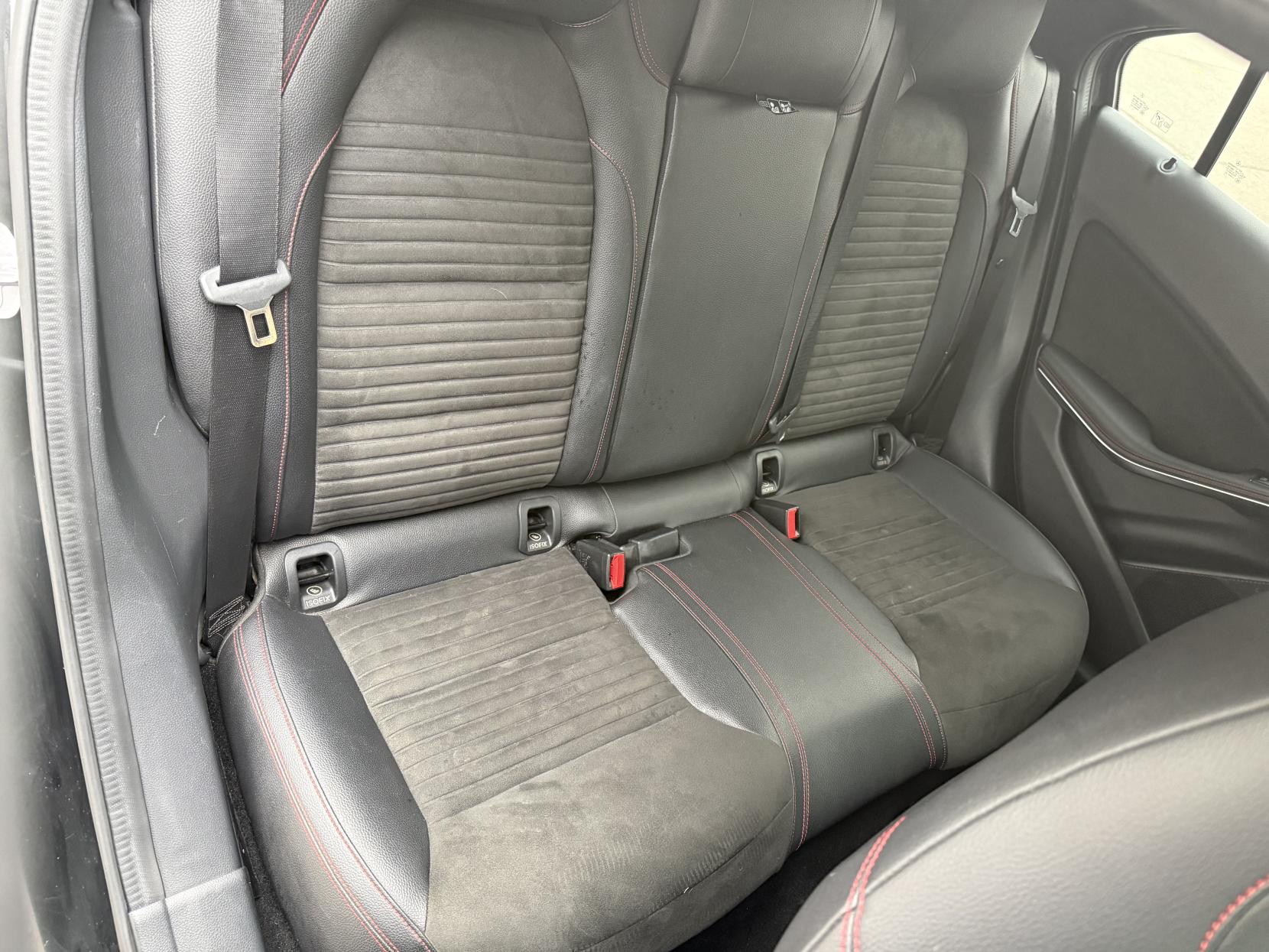 Mercedes-Benz A Class 1.6 A180 AMG Line Hatchback 5dr Petrol 7G-DCT Euro 6 (s/s) (122 ps)