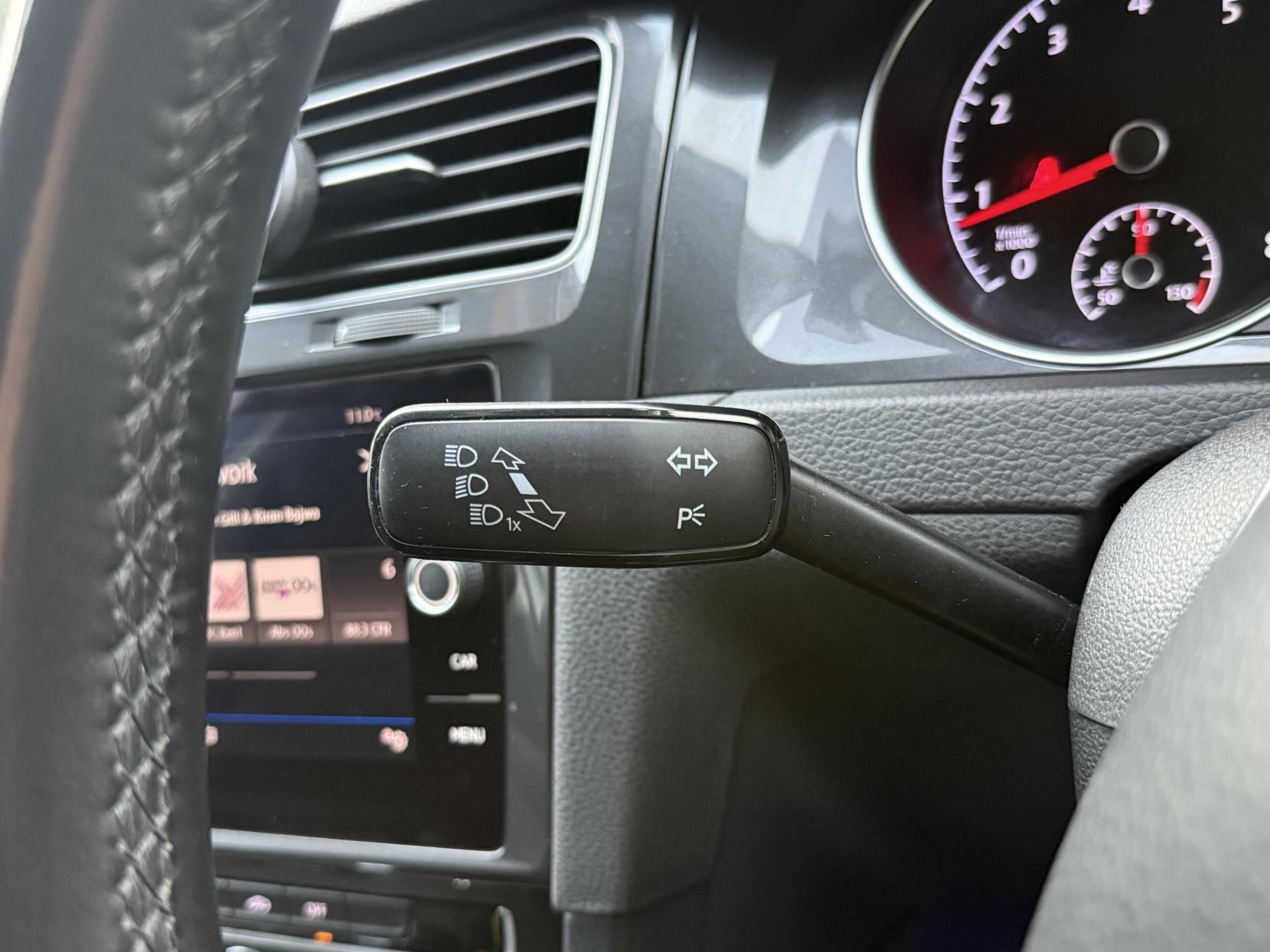 Volkswagen Golf 1.4 TSI BlueMotion Tech SE Nav Hatchback 5dr Petrol DSG Euro 6 (s/s) (125 ps)