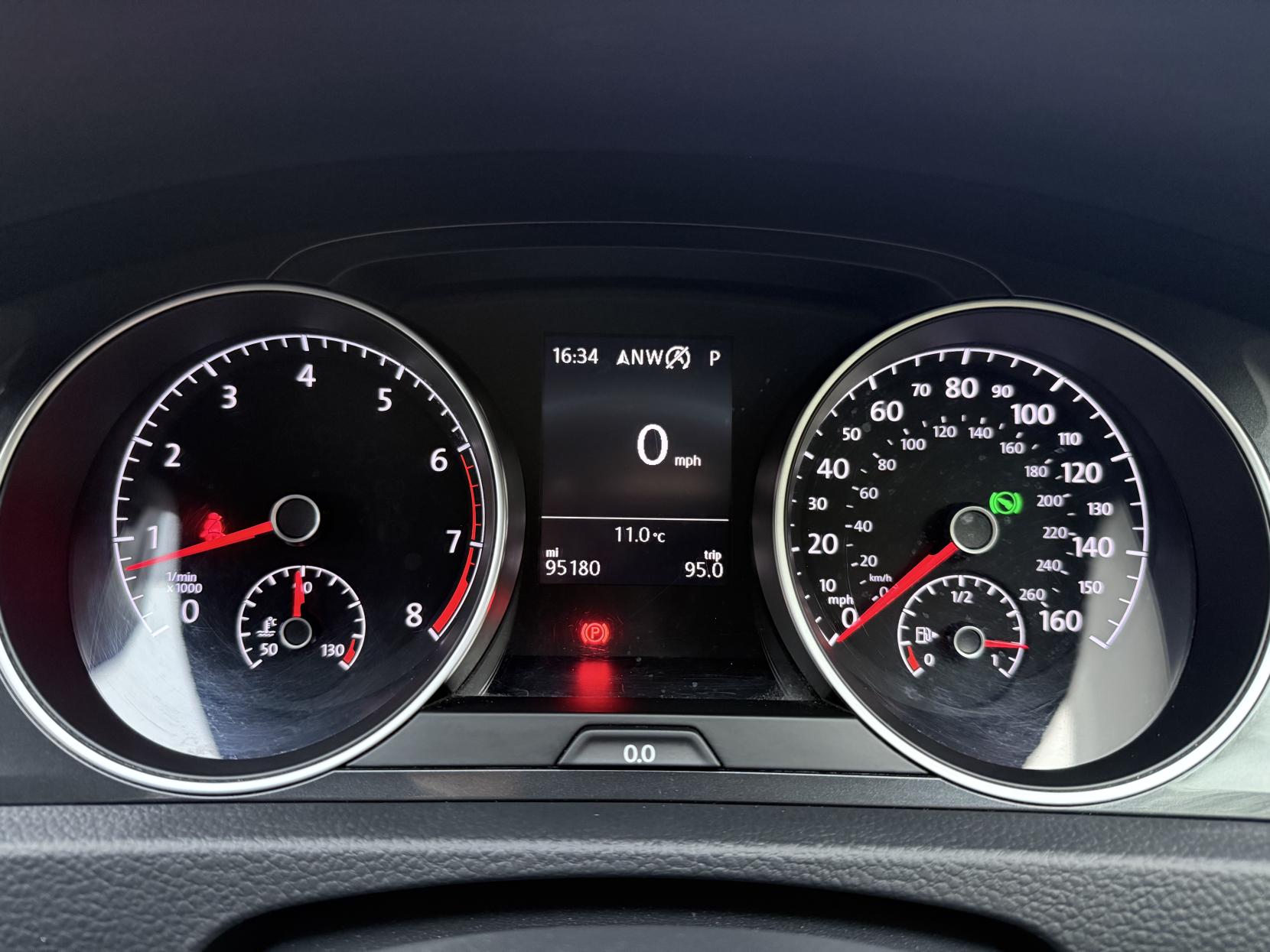 Volkswagen Golf 1.4 TSI BlueMotion Tech SE Nav Hatchback 5dr Petrol DSG Euro 6 (s/s) (125 ps)