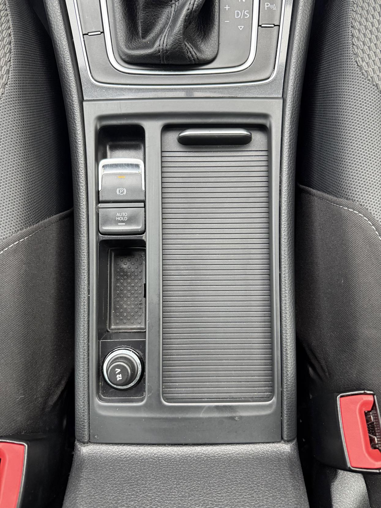 Volkswagen Golf 1.4 TSI BlueMotion Tech SE Nav Hatchback 5dr Petrol DSG Euro 6 (s/s) (125 ps)