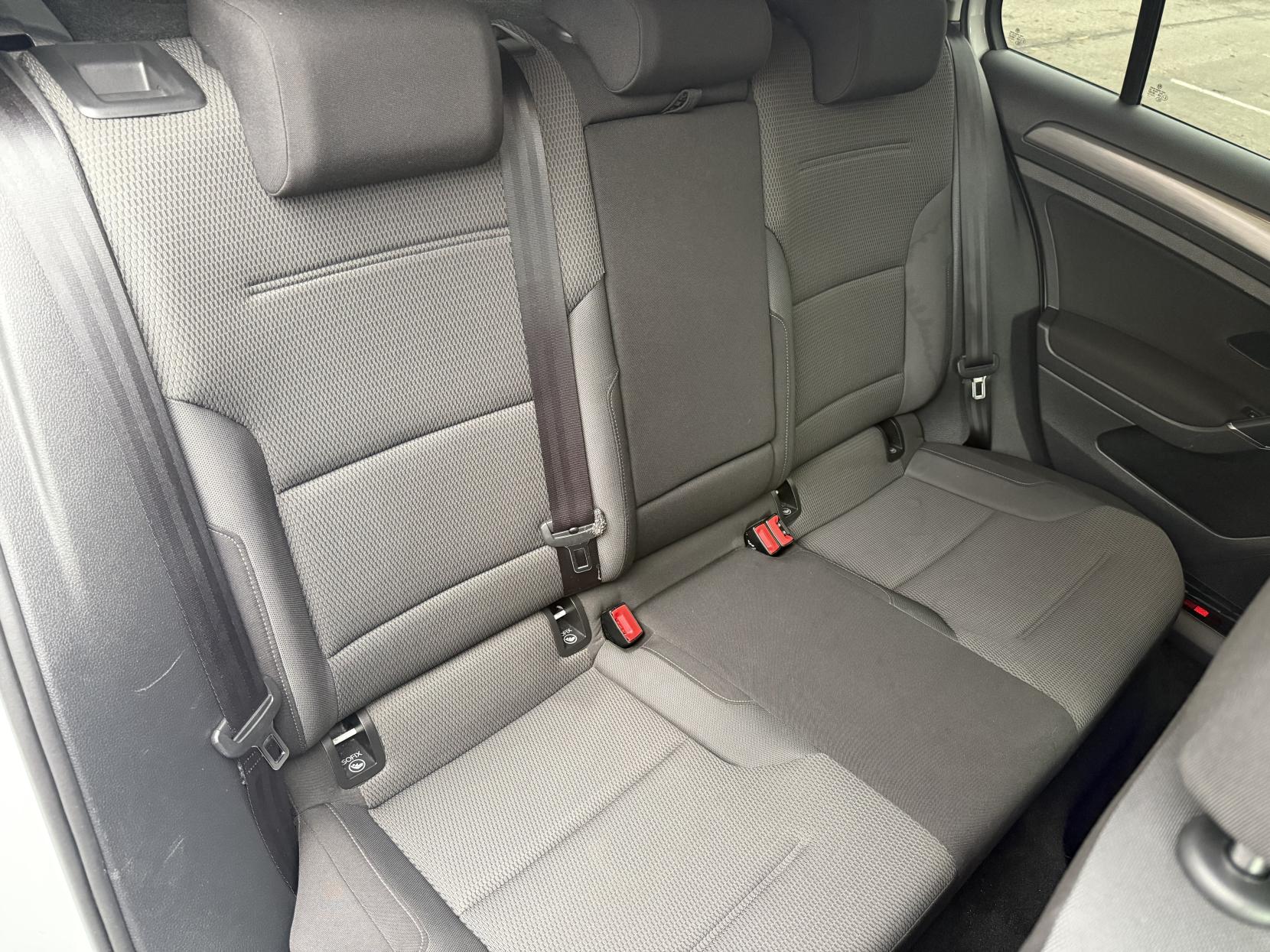 Volkswagen Golf 1.4 TSI BlueMotion Tech SE Nav Hatchback 5dr Petrol DSG Euro 6 (s/s) (125 ps)