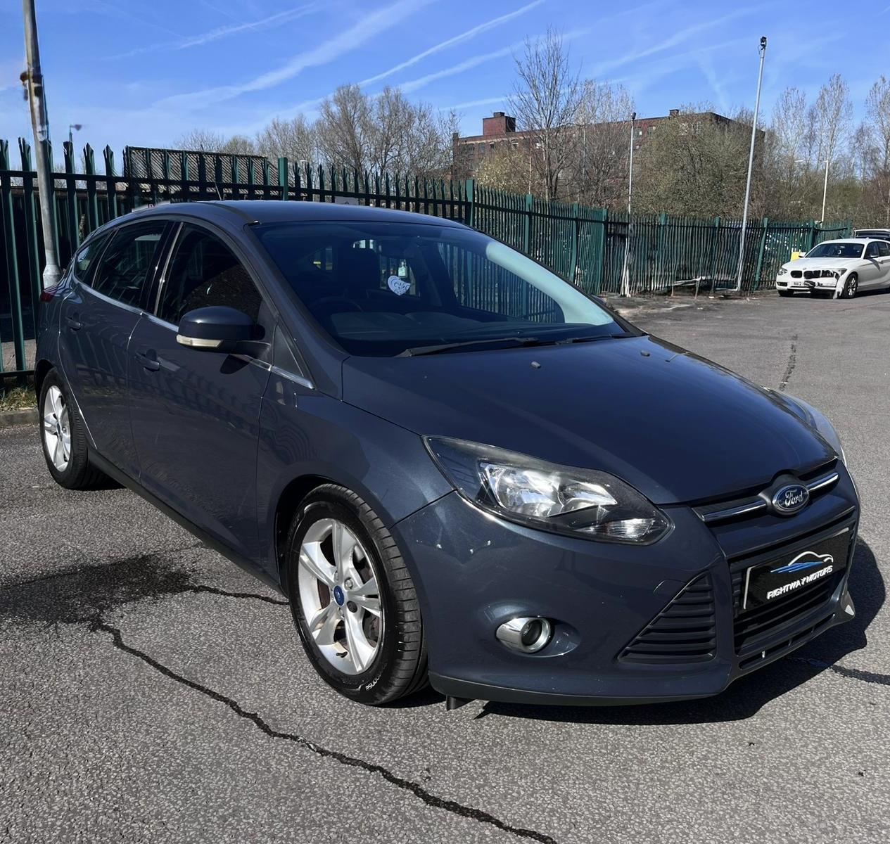 Ford Focus 1.6 TDCi Zetec Hatchback 5dr Diesel Manual Euro 5 (s/s) (115 ps)