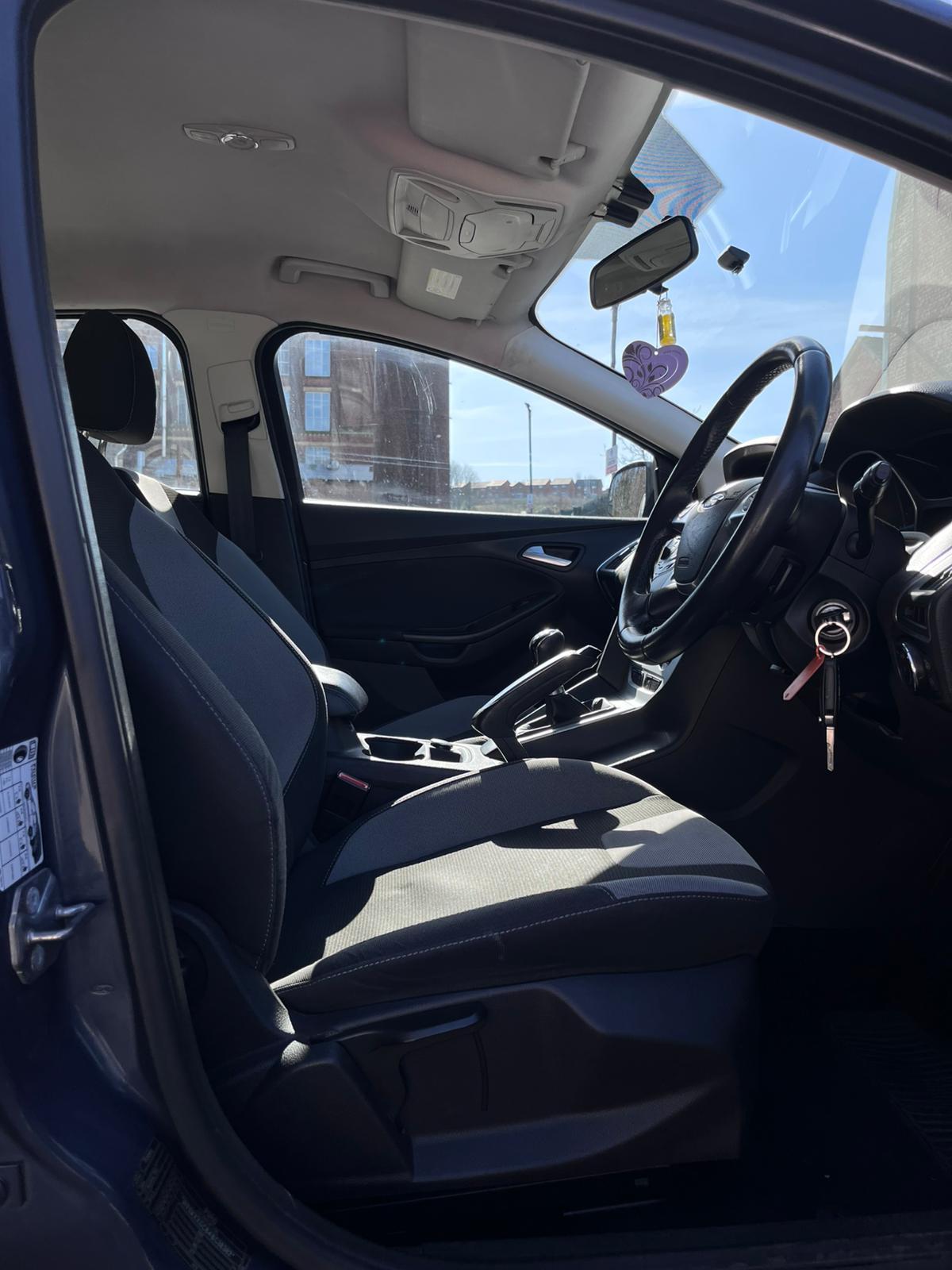 Ford Focus 1.6 TDCi Zetec Hatchback 5dr Diesel Manual Euro 5 (s/s) (115 ps)