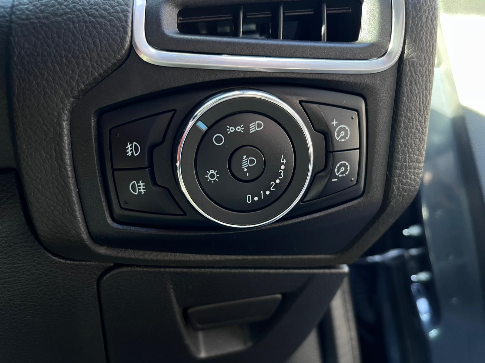 Ford Focus 1.6 TDCi Zetec Hatchback 5dr Diesel Manual Euro 5 (s/s) (115 ps)