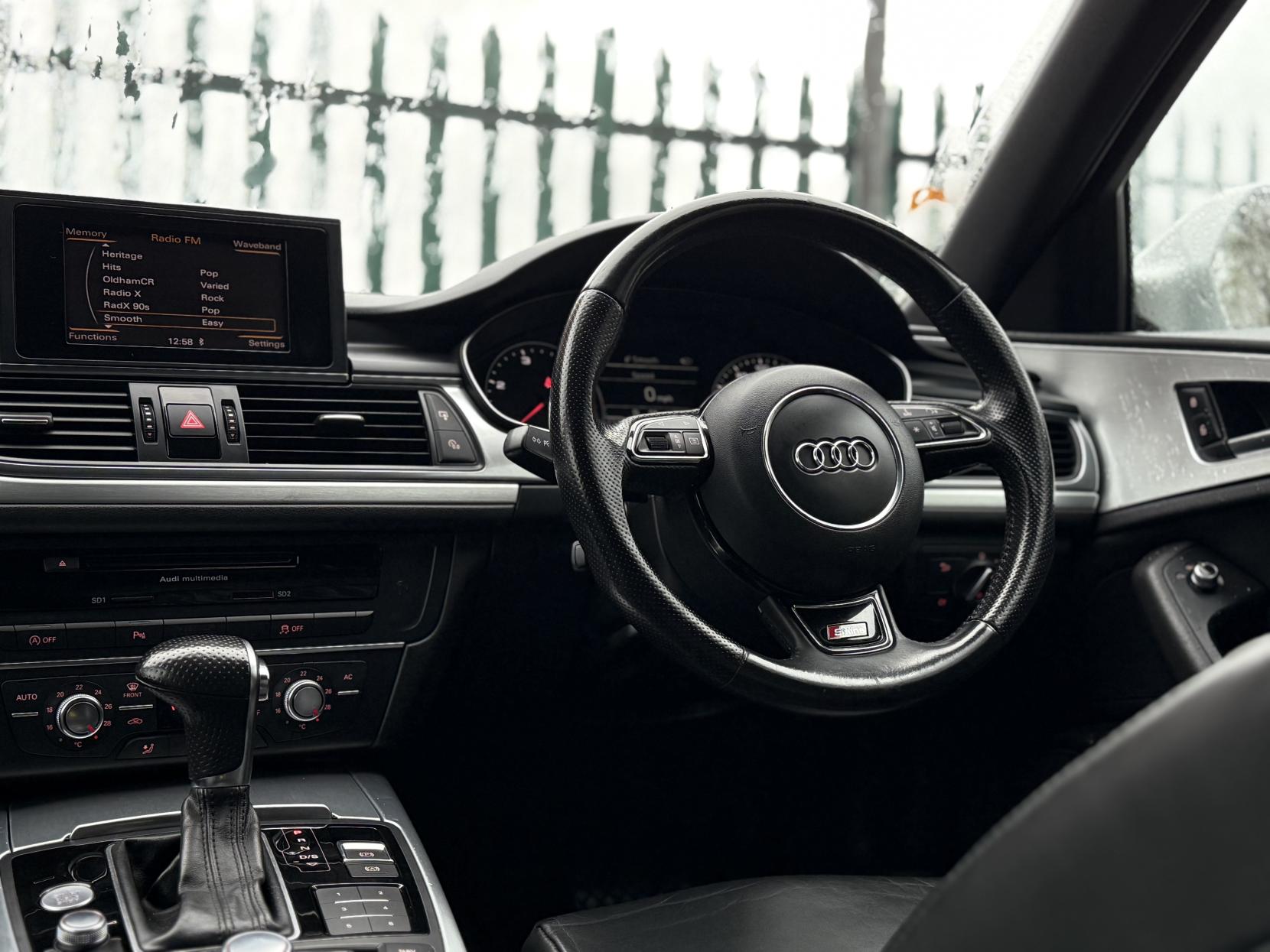 Audi A6 Saloon 2.0 TDI S line Saloon 4dr Diesel Multitronic Euro 5 (s/s) (177 ps)