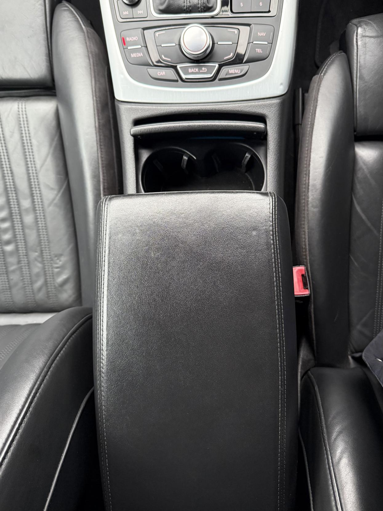 Audi A6 Saloon 2.0 TDI S line Saloon 4dr Diesel Multitronic Euro 5 (s/s) (177 ps)