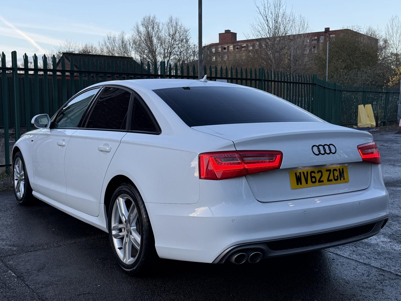Audi A6 Saloon 2.0 TDI S line Saloon 4dr Diesel Multitronic Euro 5 (s/s) (177 ps)