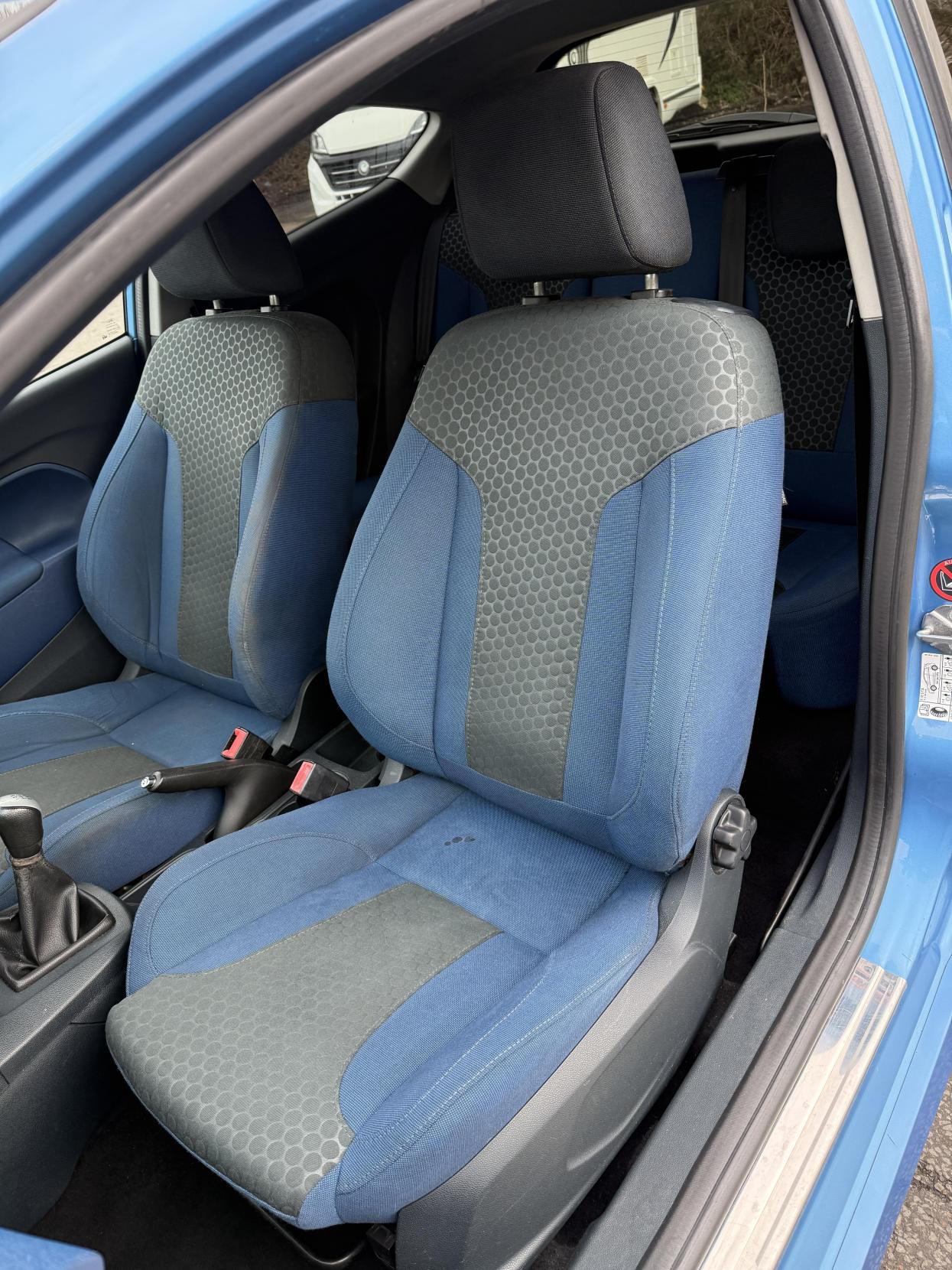 Ford Fiesta 1.6 Zetec S Hatchback 3dr Petrol Manual (139 g/km, 118 bhp)