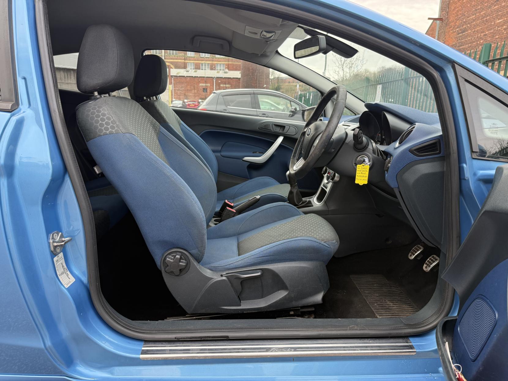 Ford Fiesta 1.6 Zetec S Hatchback 3dr Petrol Manual (139 g/km, 118 bhp)