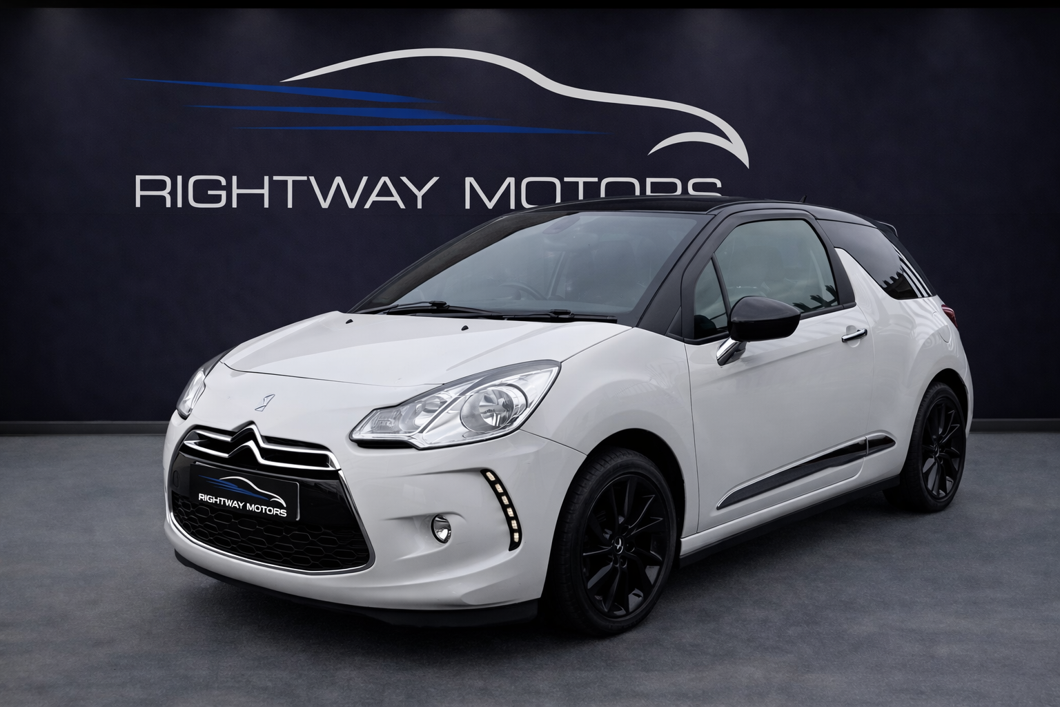DS AUTOMOBILES DS 3 1.6 BlueHDi DStyle Nav Hatchback 3dr Diesel Manual Euro 6 (s/s) (100 ps)