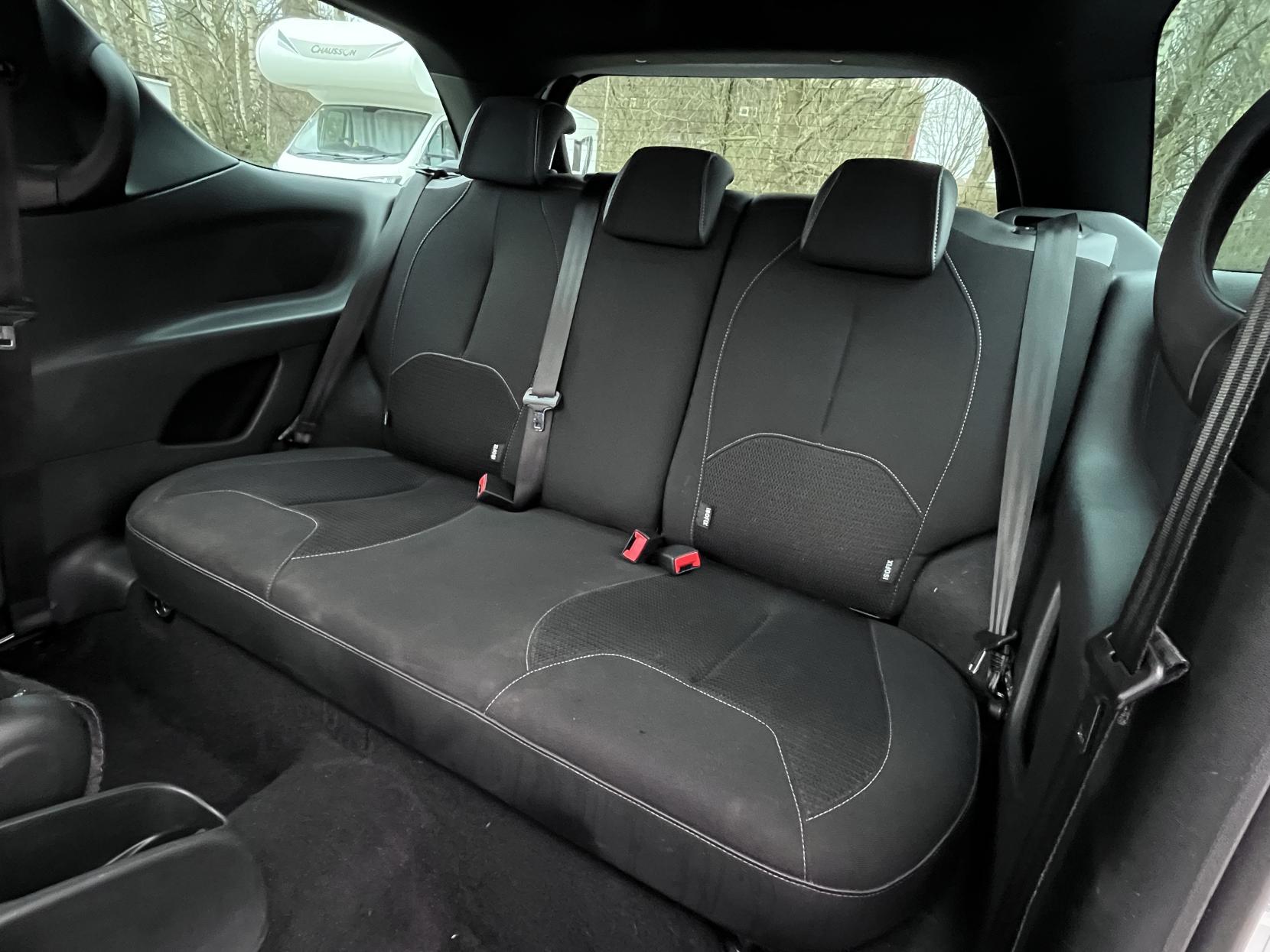 DS AUTOMOBILES DS 3 1.6 BlueHDi DStyle Nav Hatchback 3dr Diesel Manual Euro 6 (s/s) (100 ps)