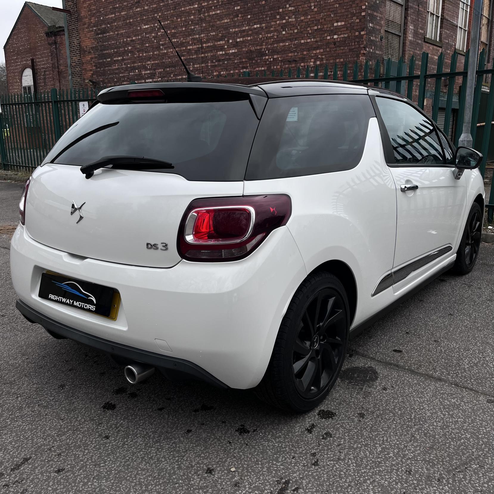 DS AUTOMOBILES DS 3 1.6 BlueHDi DStyle Nav Hatchback 3dr Diesel Manual Euro 6 (s/s) (100 ps)