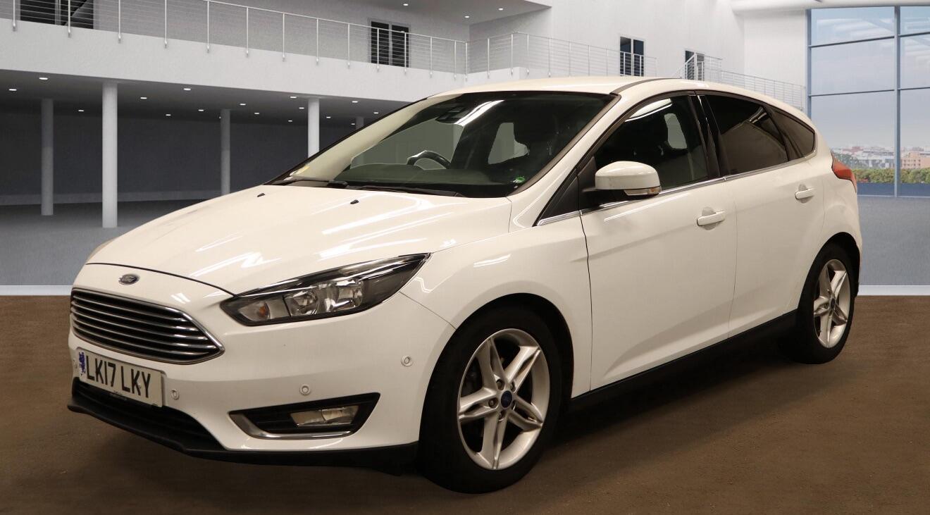 Ford Focus 1.0T EcoBoost Titanium Euro 6 (s/s) 5dr
