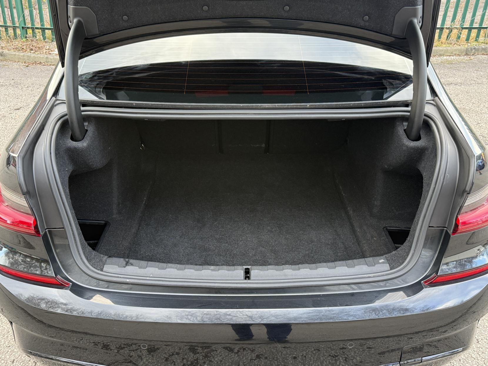 BMW 3 Series 2.0 320i M Sport Saloon 4dr Petrol Auto Euro 6 (s/s) (184 ps)