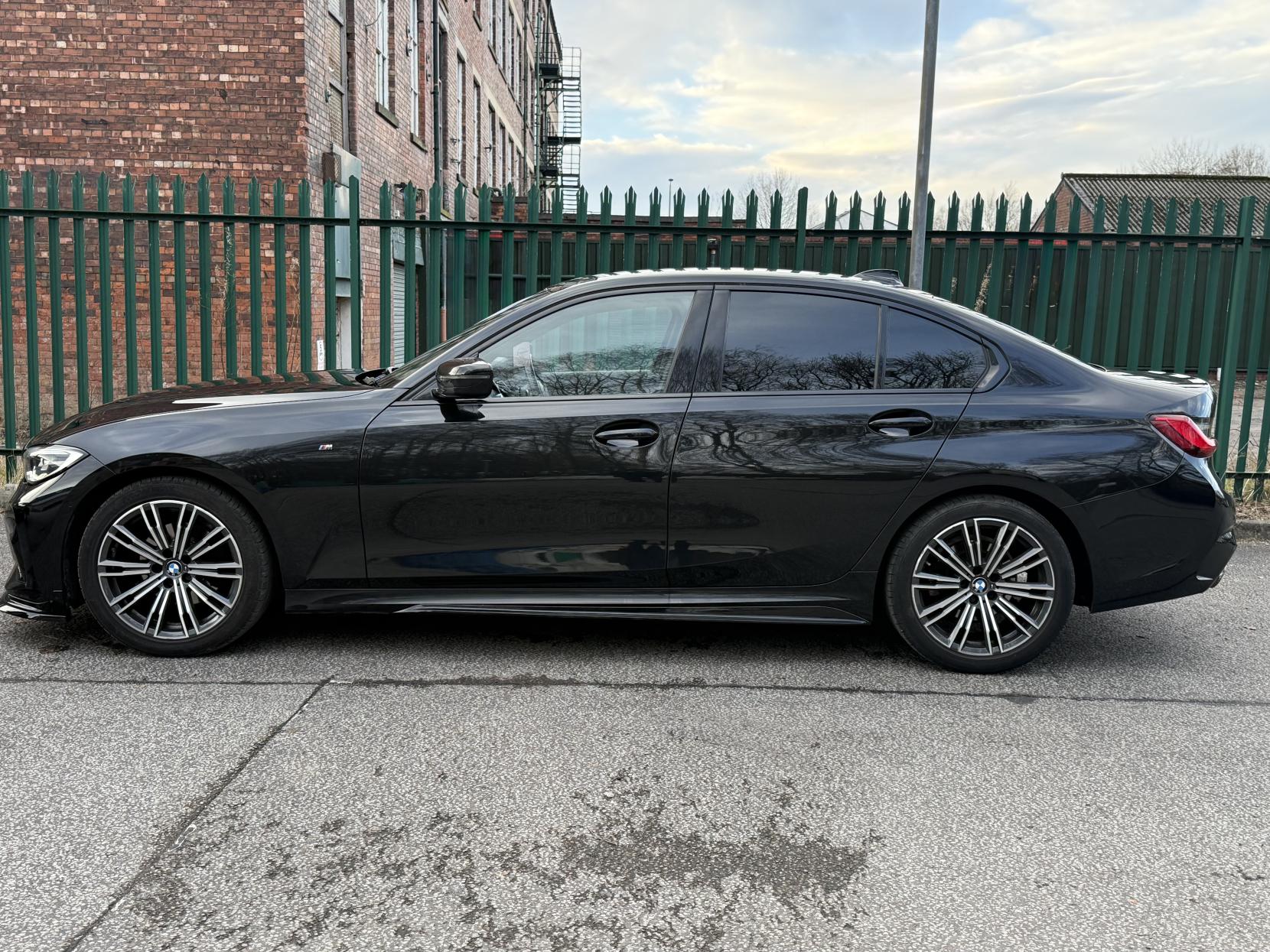 BMW 3 Series 2.0 320i M Sport Saloon 4dr Petrol Auto Euro 6 (s/s) (184 ps)