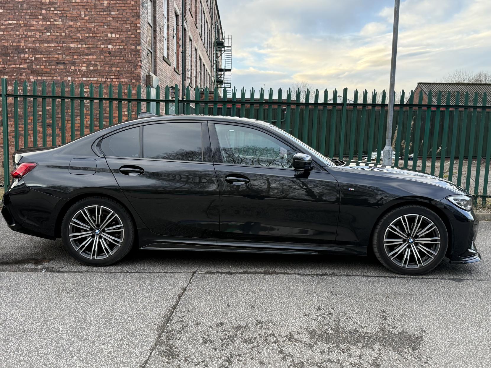 BMW 3 Series 2.0 320i M Sport Saloon 4dr Petrol Auto Euro 6 (s/s) (184 ps)