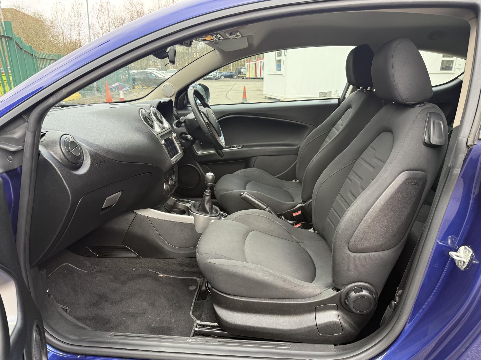 Alfa Romeo MiTo 1.4 8V Sprint Hatchback 3dr Petrol Manual Euro 5 (s/s) (78 bhp)