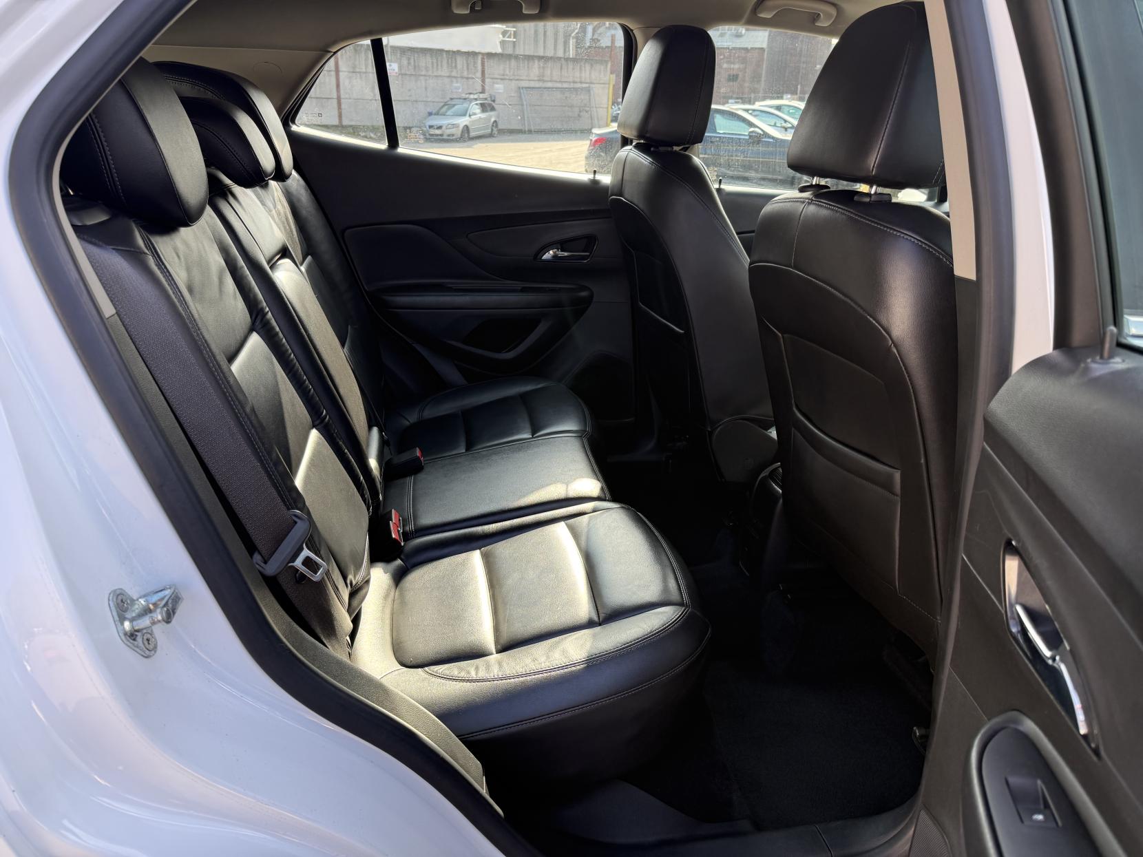 Vauxhall Mokka X 1.6 CDTi ecoTEC D Elite Nav SUV 5dr Diesel Manual Euro 6 (s/s) (136 ps)