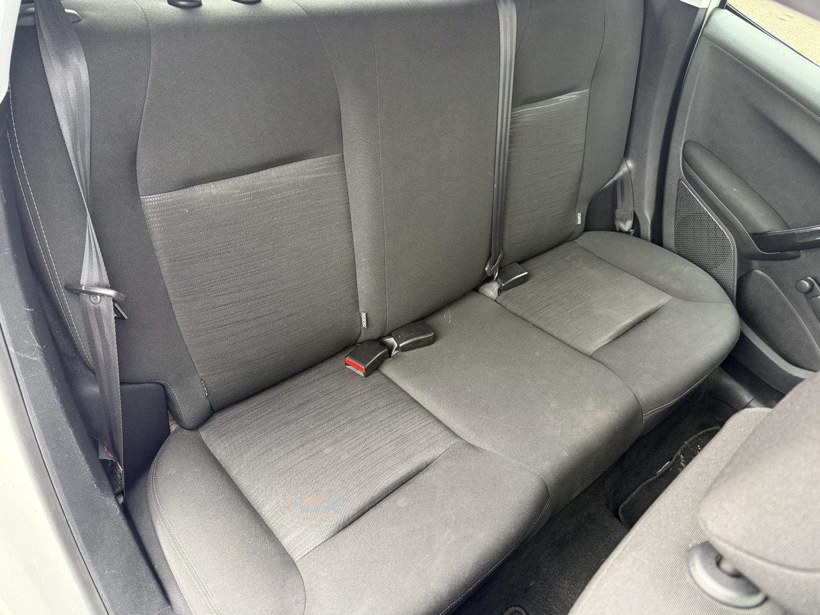 Peugeot 208 1.2 VTi Access+ Hatchback 5dr Petrol Manual Euro 5 (82 ps)