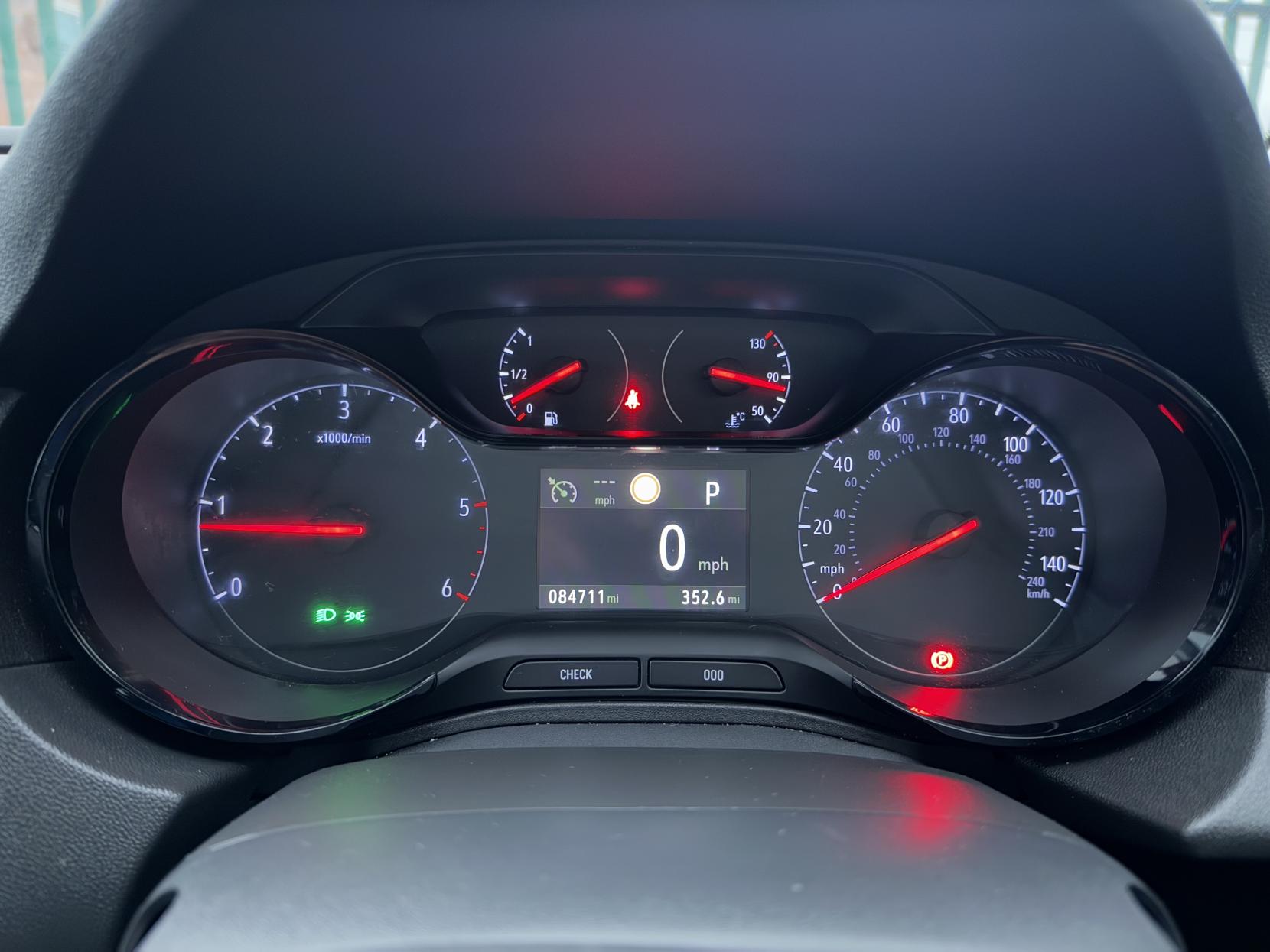 Vauxhall Grandland X 1.6 Turbo D BlueInjection SE SUV 5dr Diesel Auto Euro 6 (s/s) (120 ps)