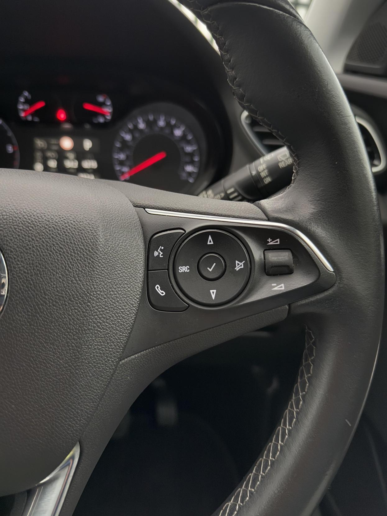 Vauxhall Grandland X 1.6 Turbo D BlueInjection SE SUV 5dr Diesel Auto Euro 6 (s/s) (120 ps)