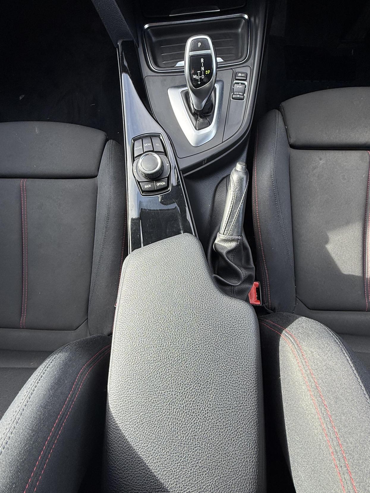 BMW 3 Series 2.0 320d Sport Saloon 4dr Diesel Auto Euro 5 (s/s) (184 ps)