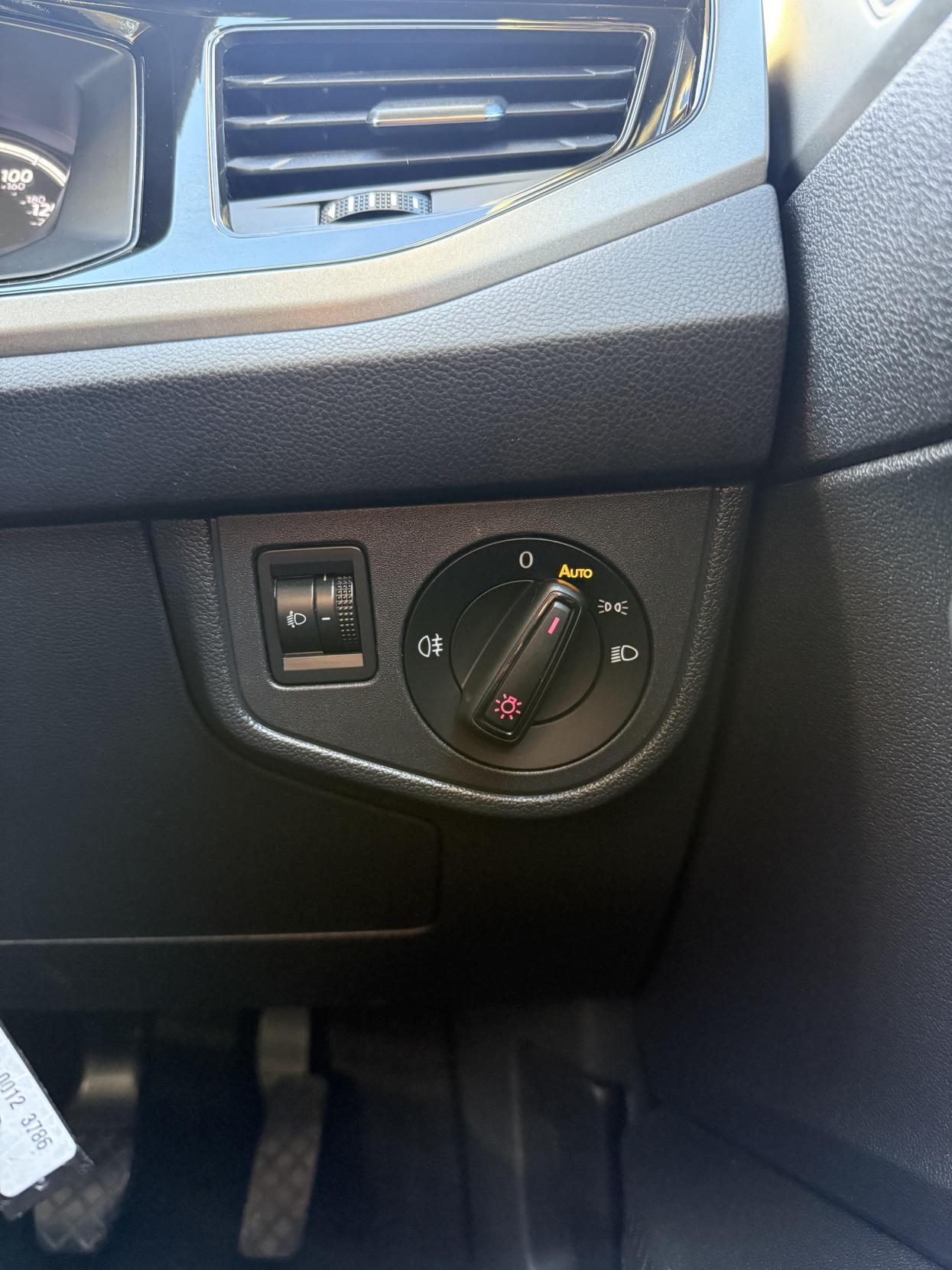 Volkswagen Polo 1.0 TSI SE Hatchback 5dr Petrol Manual Euro 6 (s/s) (95 ps)