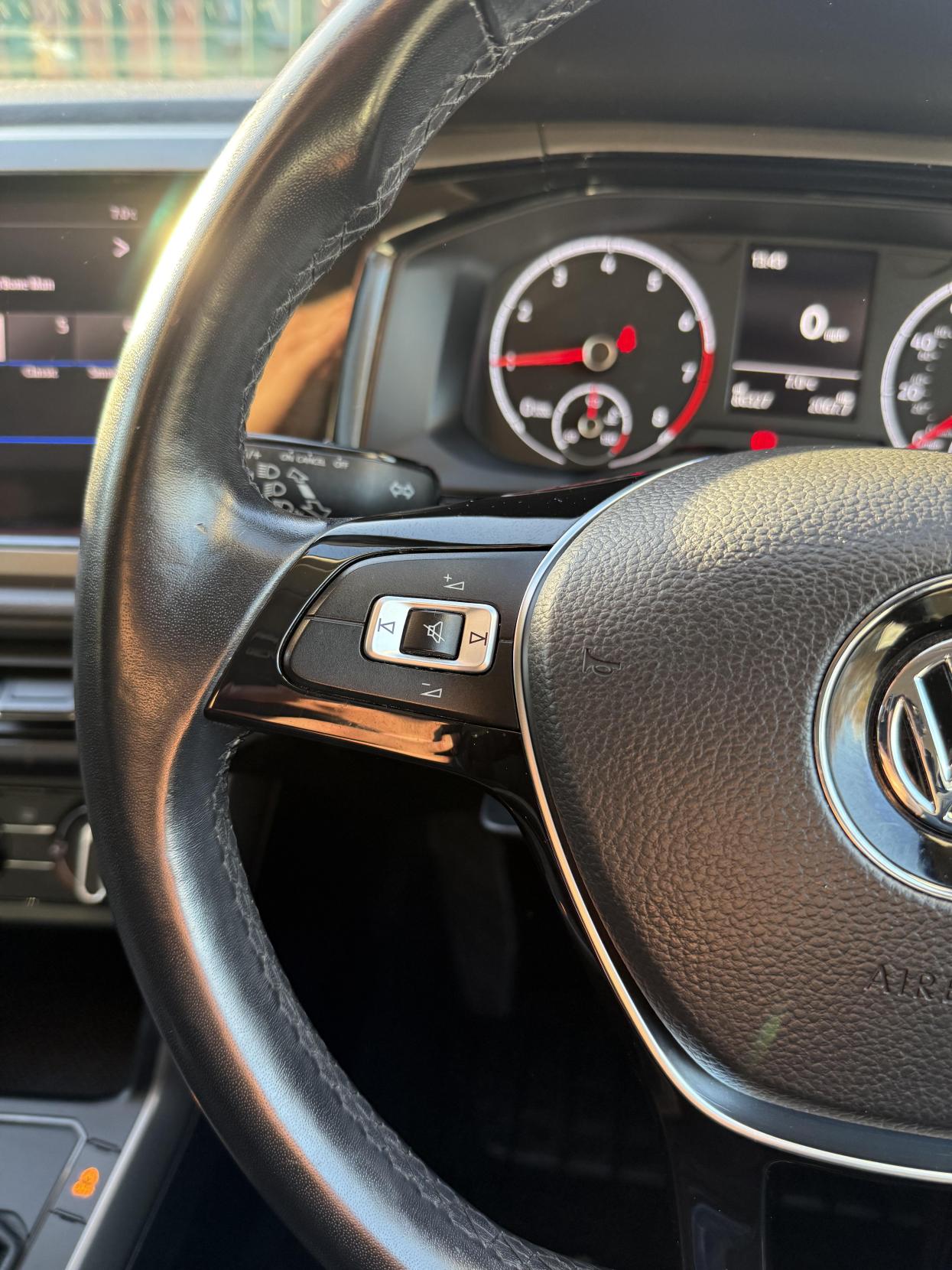 Volkswagen Polo 1.0 TSI SE Hatchback 5dr Petrol Manual Euro 6 (s/s) (95 ps)