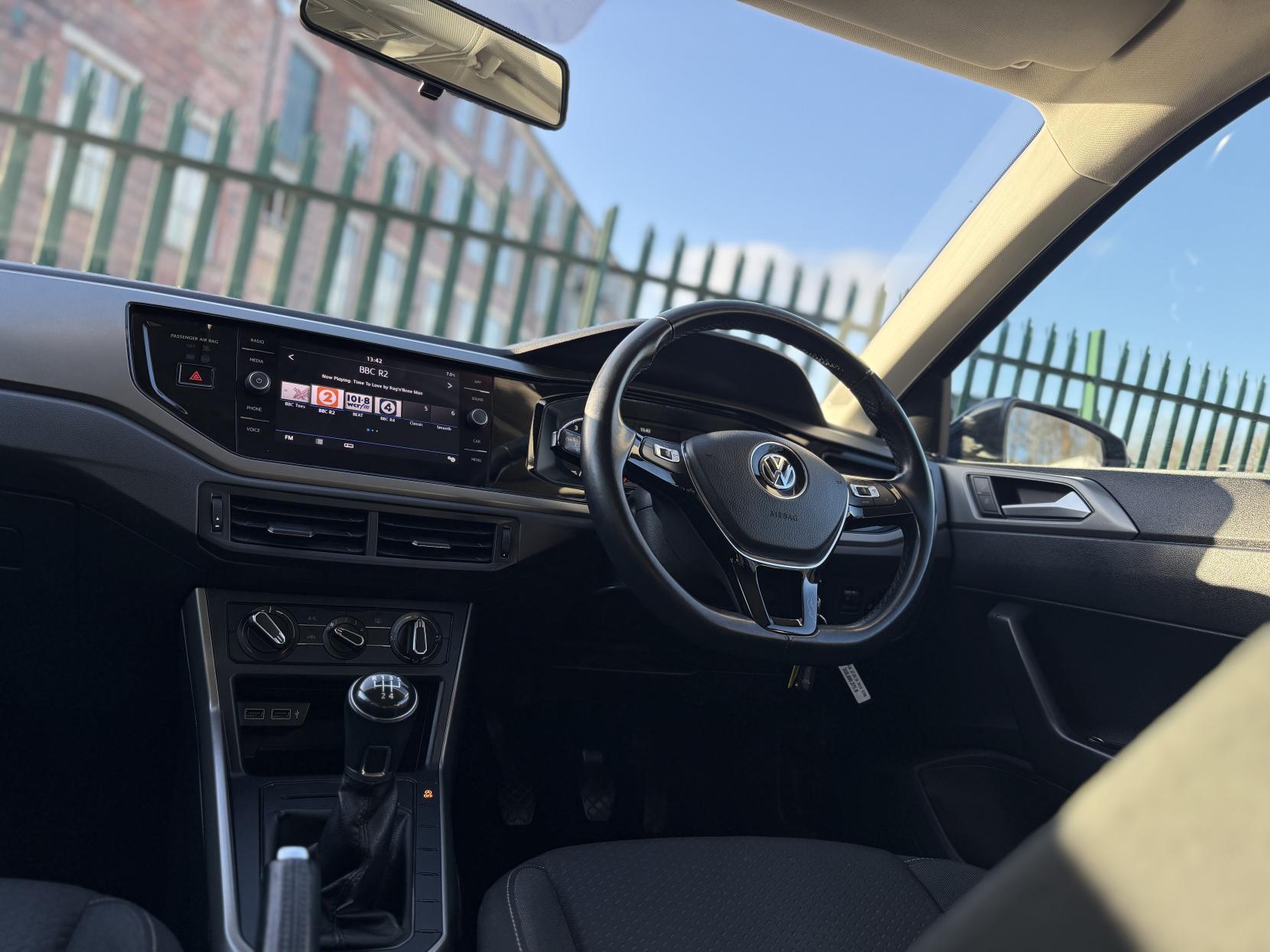 Volkswagen Polo 1.0 TSI SE Hatchback 5dr Petrol Manual Euro 6 (s/s) (95 ps)