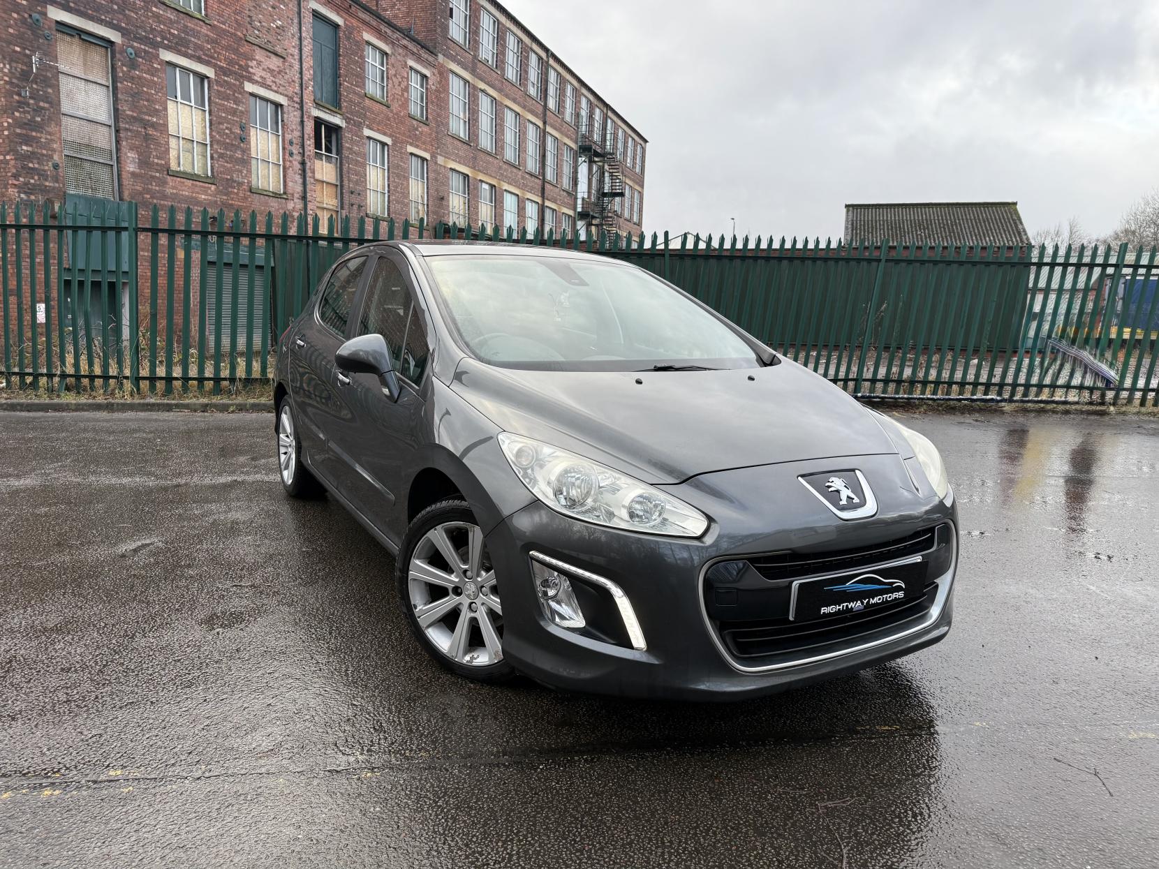 Peugeot 308 1.6 e-HDi Active Hatchback 5dr Diesel Manual Euro 5 (s/s) (112 ps)