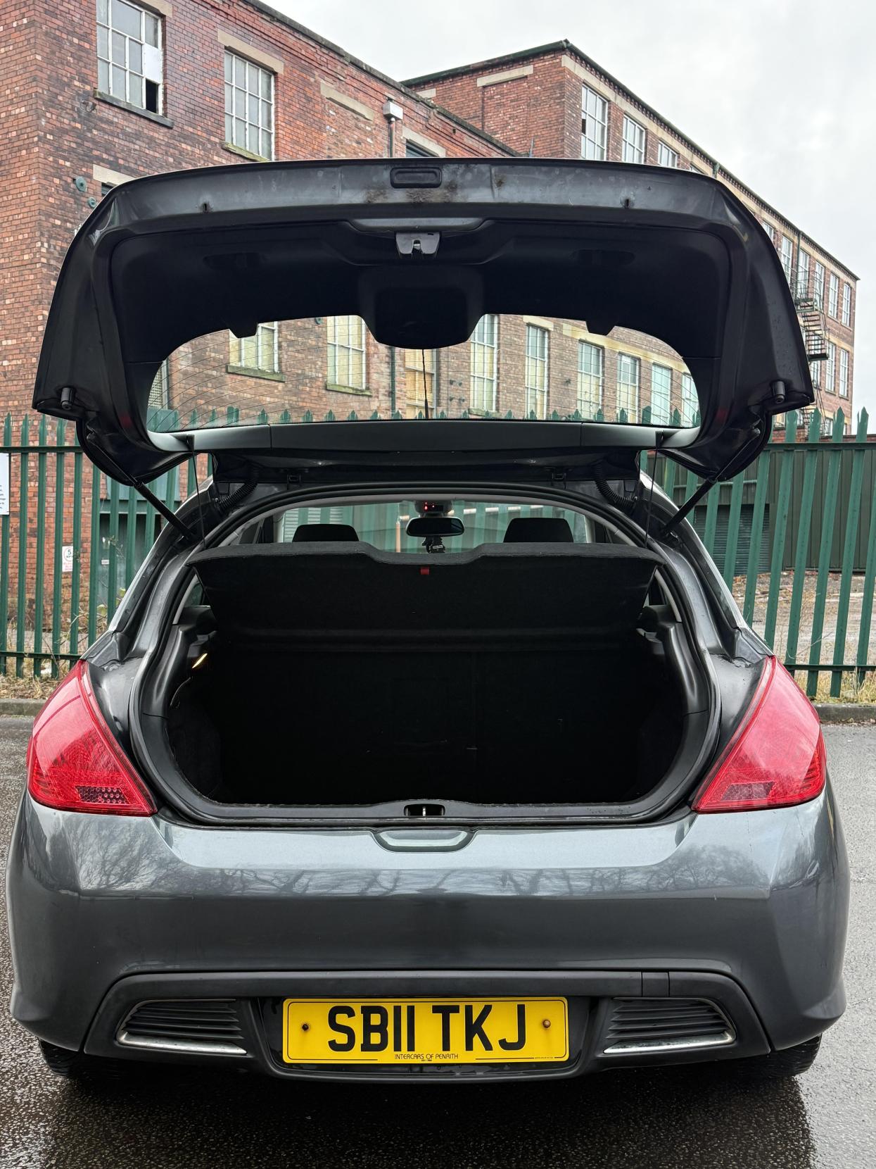 Peugeot 308 1.6 e-HDi Active Hatchback 5dr Diesel Manual Euro 5 (s/s) (112 ps)