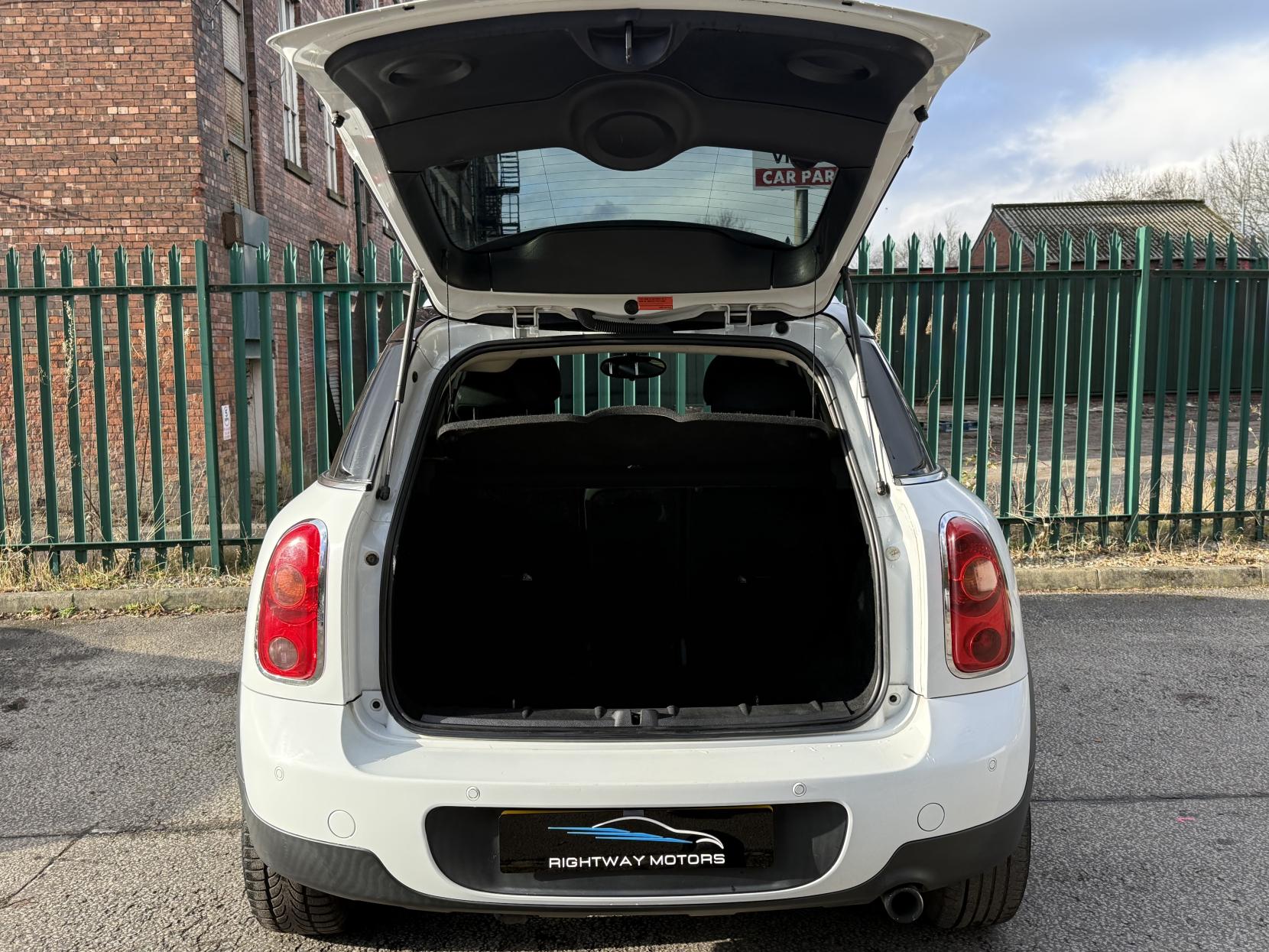 MINI Countryman 1.6 Cooper SUV 5dr Petrol Manual Euro 5 (s/s) (122 ps)