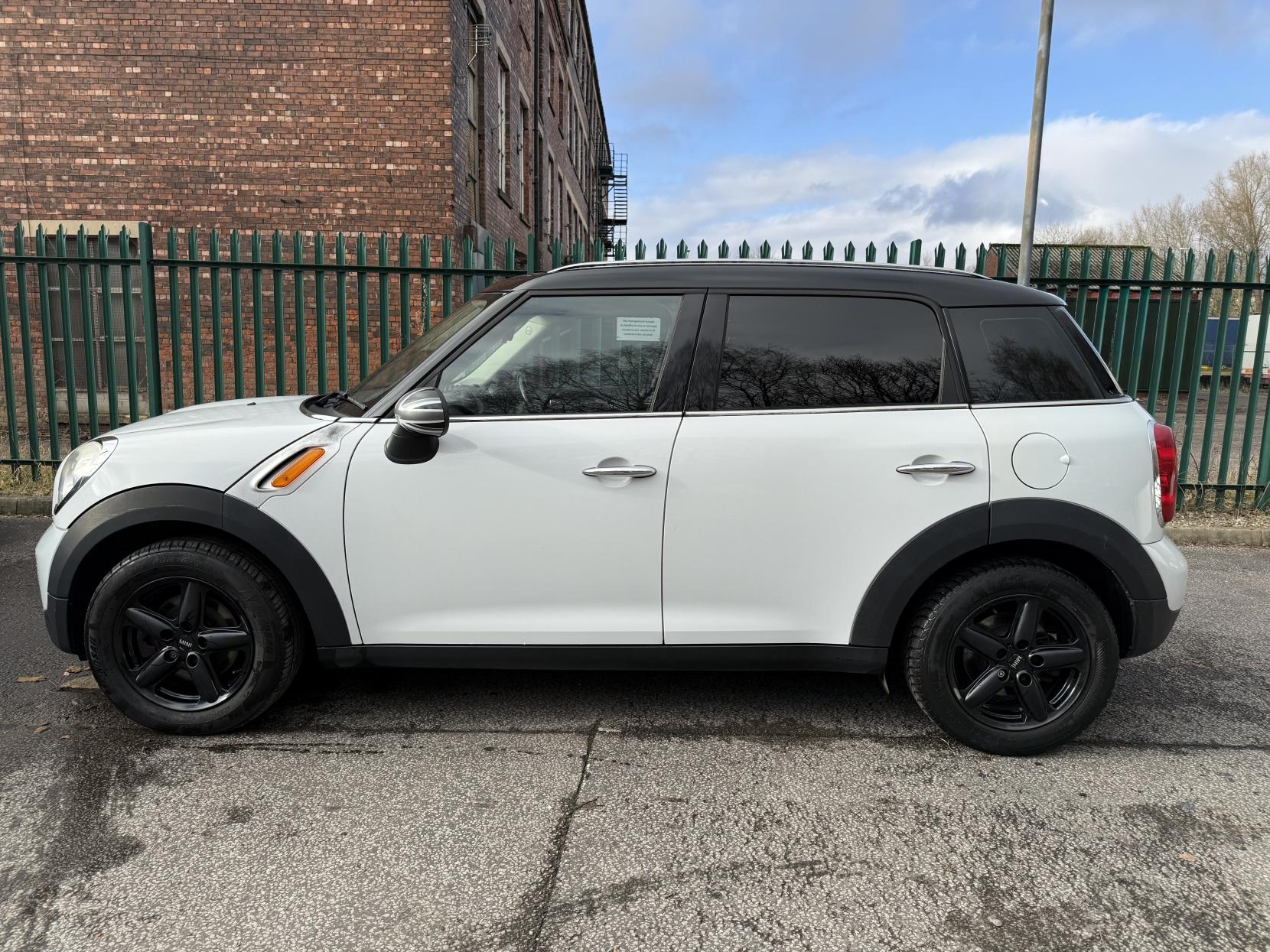 MINI Countryman 1.6 Cooper SUV 5dr Petrol Manual Euro 5 (s/s) (122 ps)