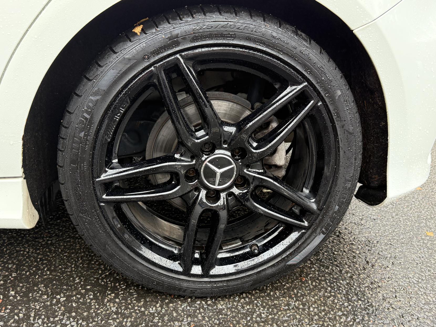 Mercedes-Benz A Class 1.5 A180d AMG Line Hatchback 5dr Diesel Manual Euro 6 (s/s) (109 ps)